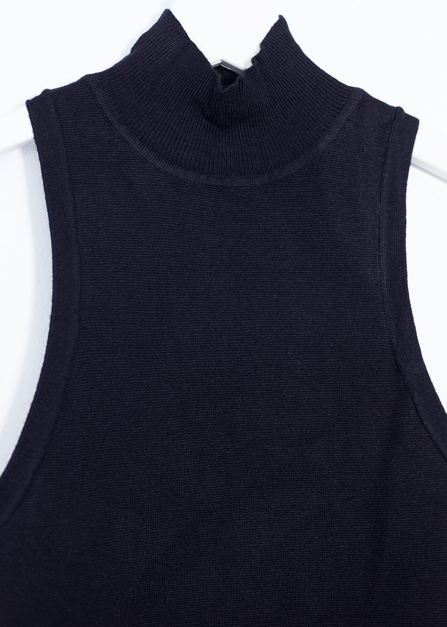 Perkins neck crop top
