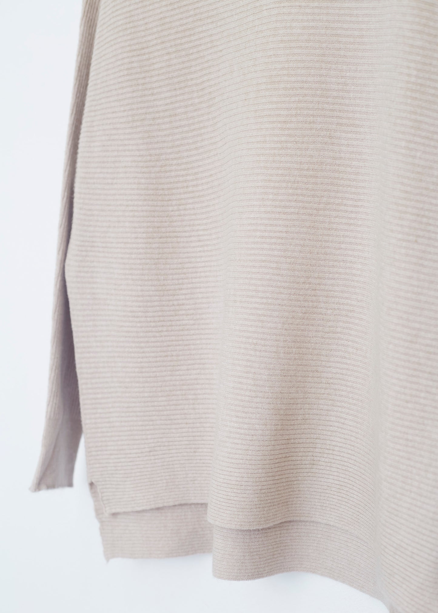 Loose fit seamless jersey