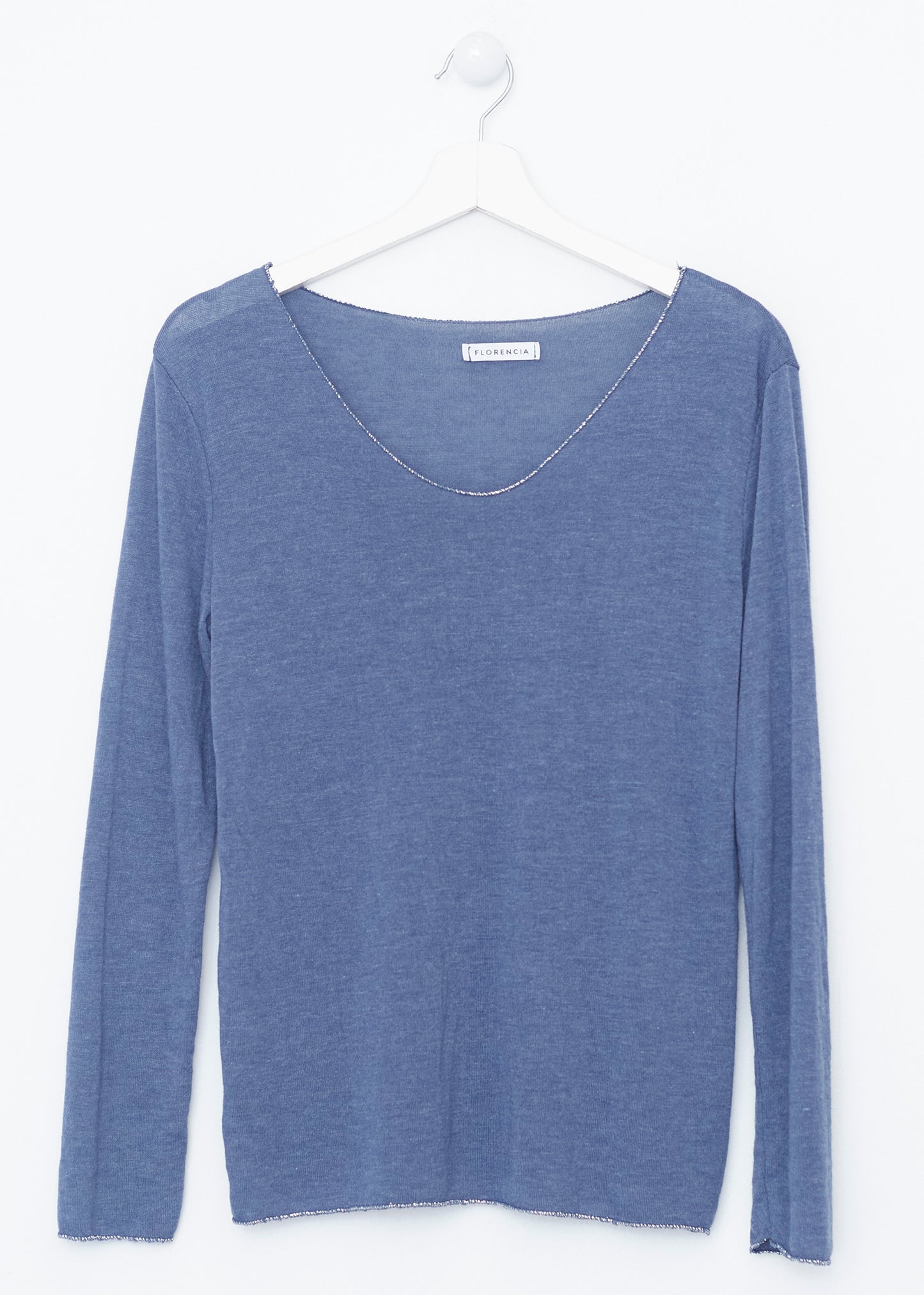 Silver pointed collar t-shirt