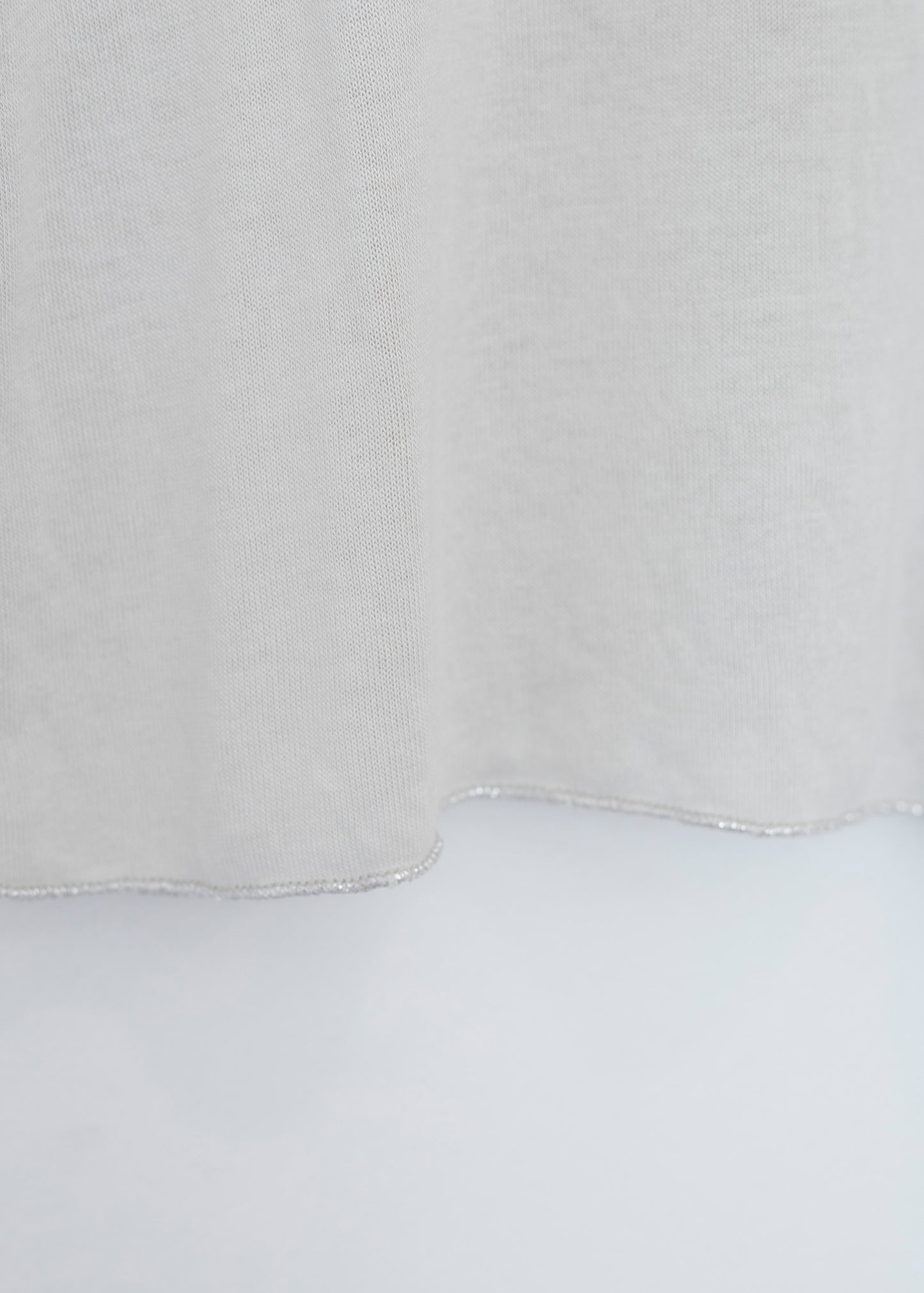 Silver pointed collar t-shirt