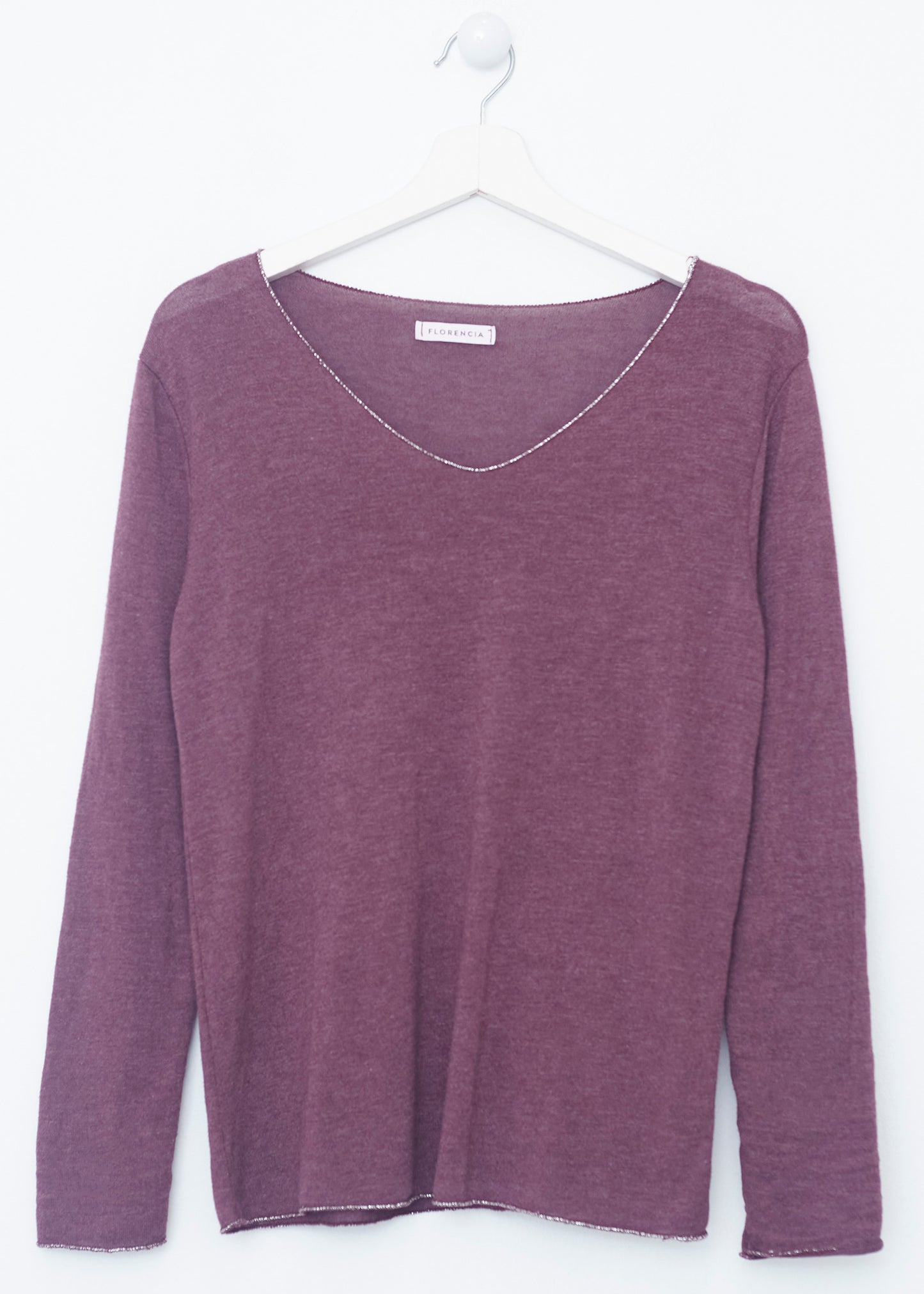 Silver pointed collar t-shirt