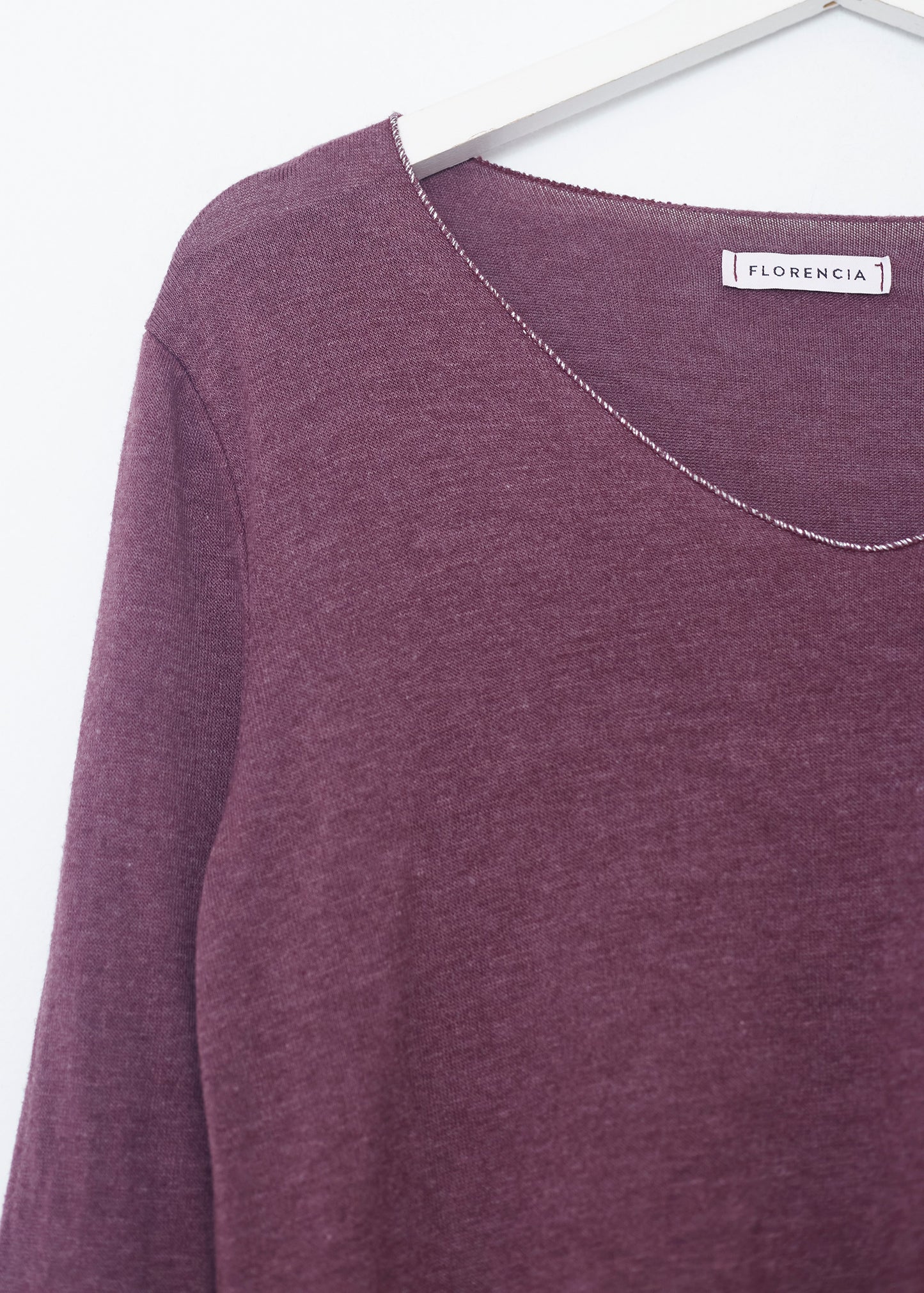 Silver pointed collar t-shirt