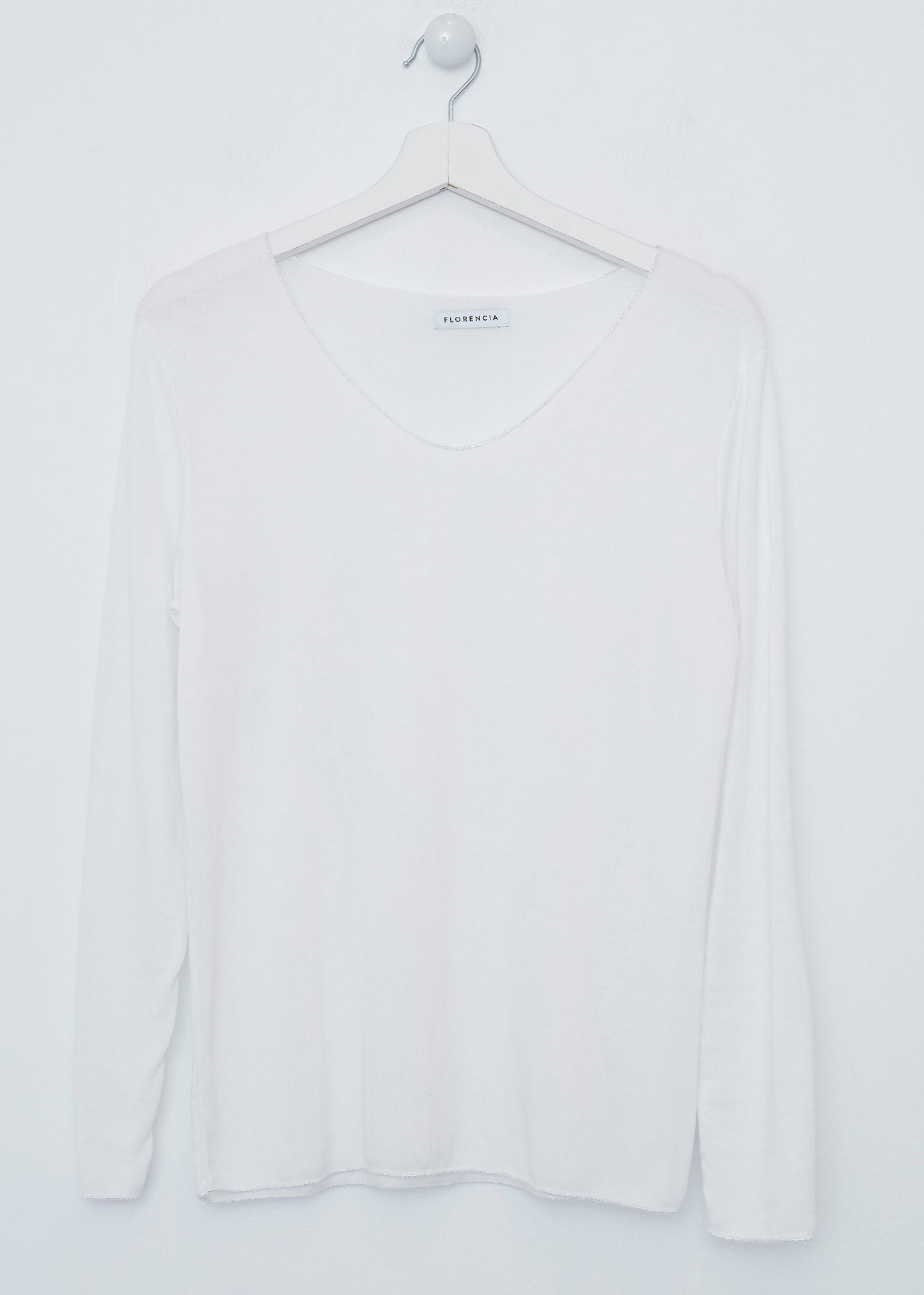 Silver pointed collar t-shirt