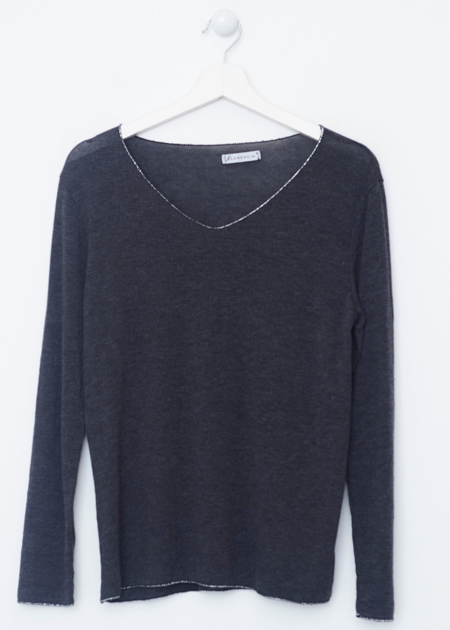 Silver pointed collar t-shirt