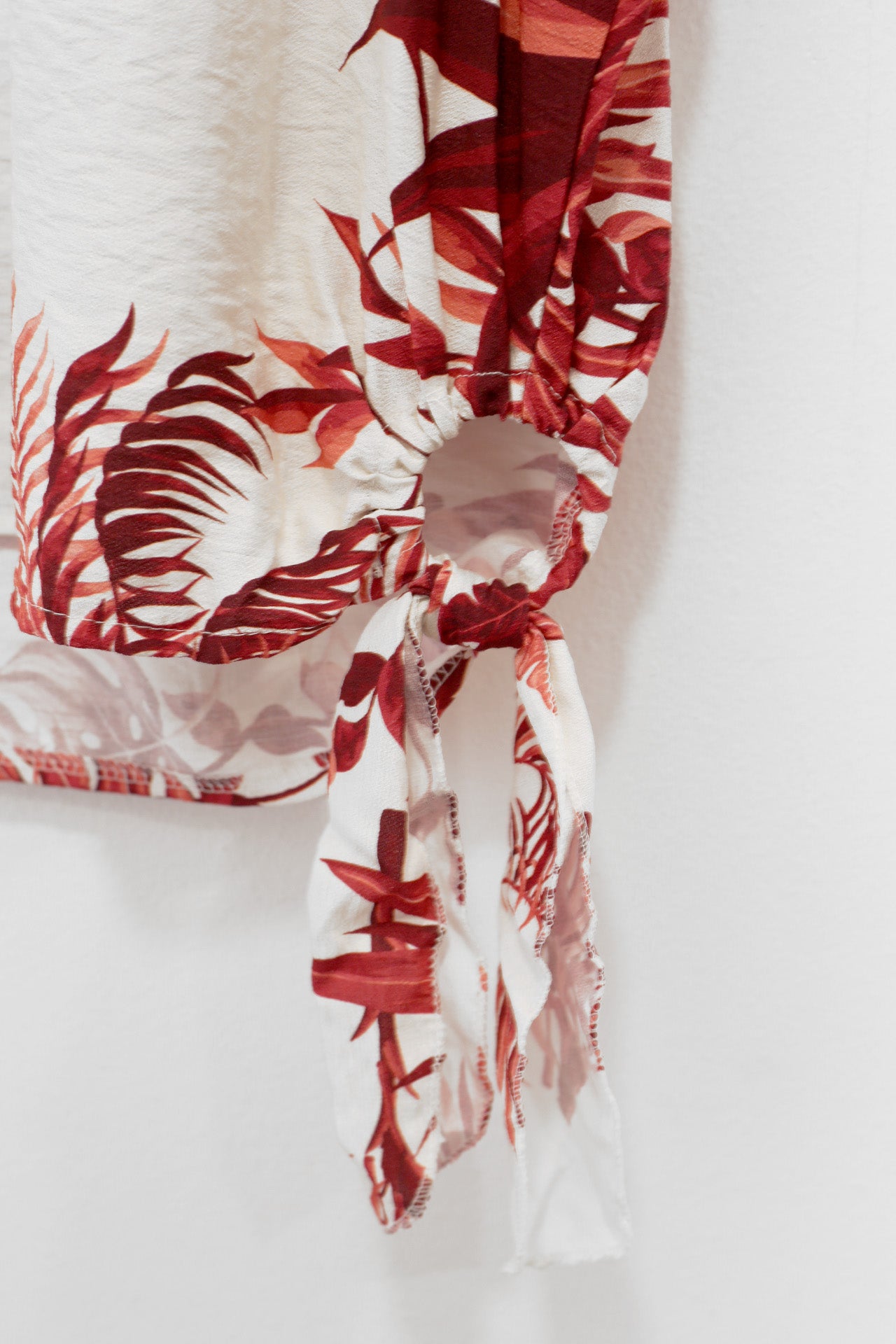 Blusa nudo estampada