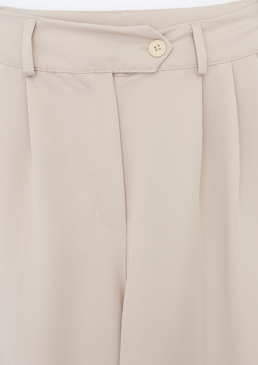 Wide pleated trousers