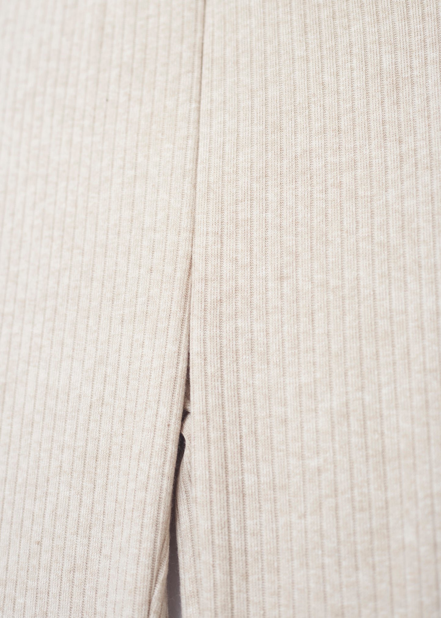 Pantalón flare canalé