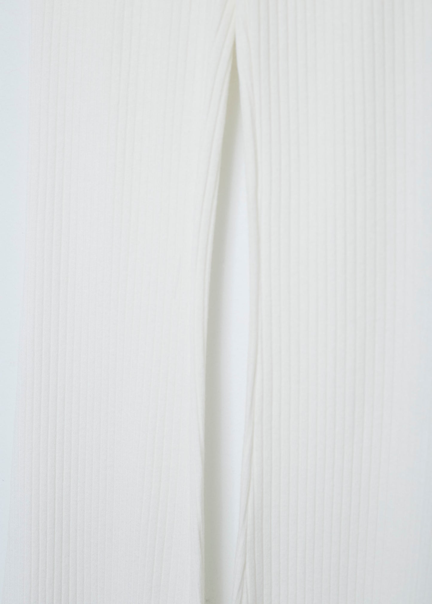 Pantalón flare canalé