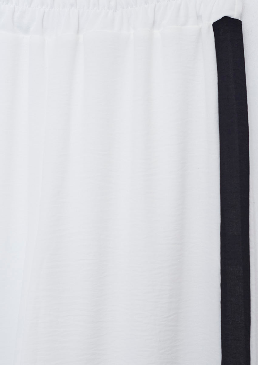 Contrast pants