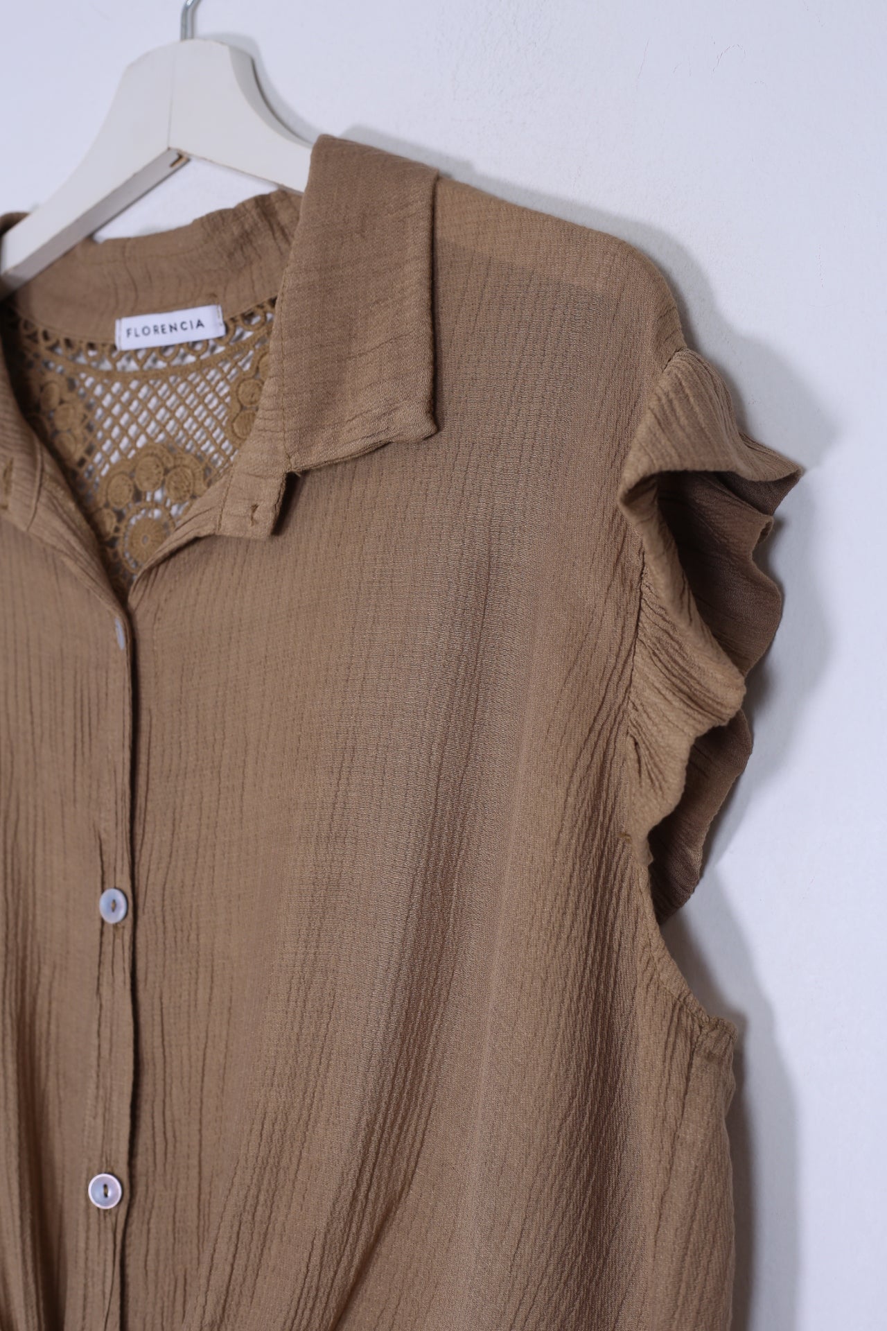 Blusa bambula guipur