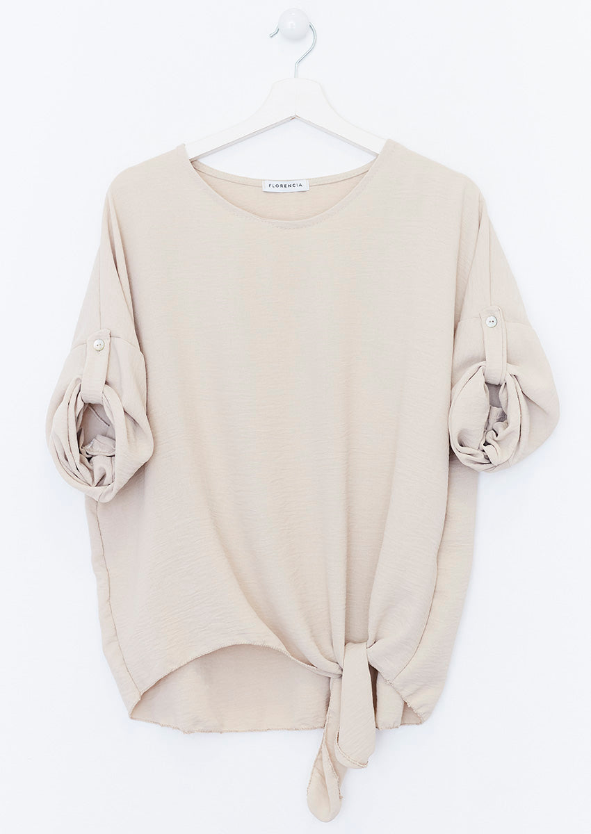 Flowy knotted blouse