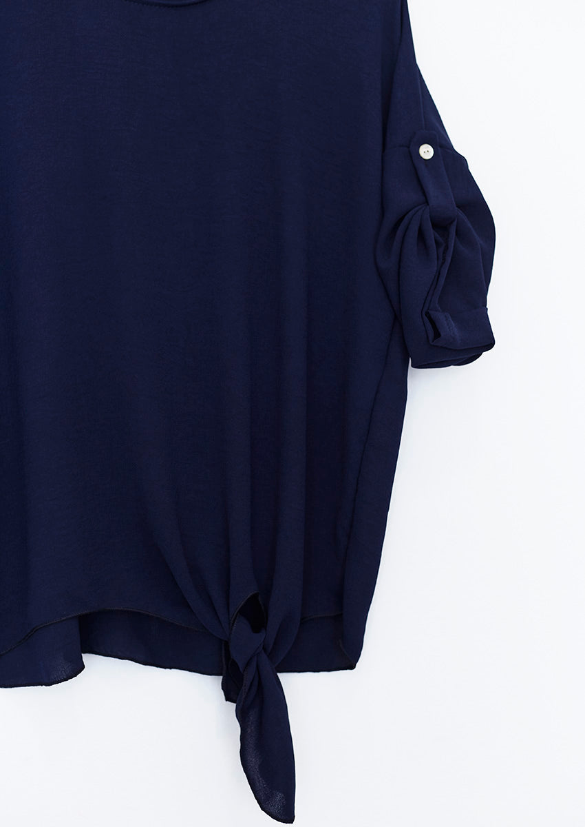Flowy knotted blouse