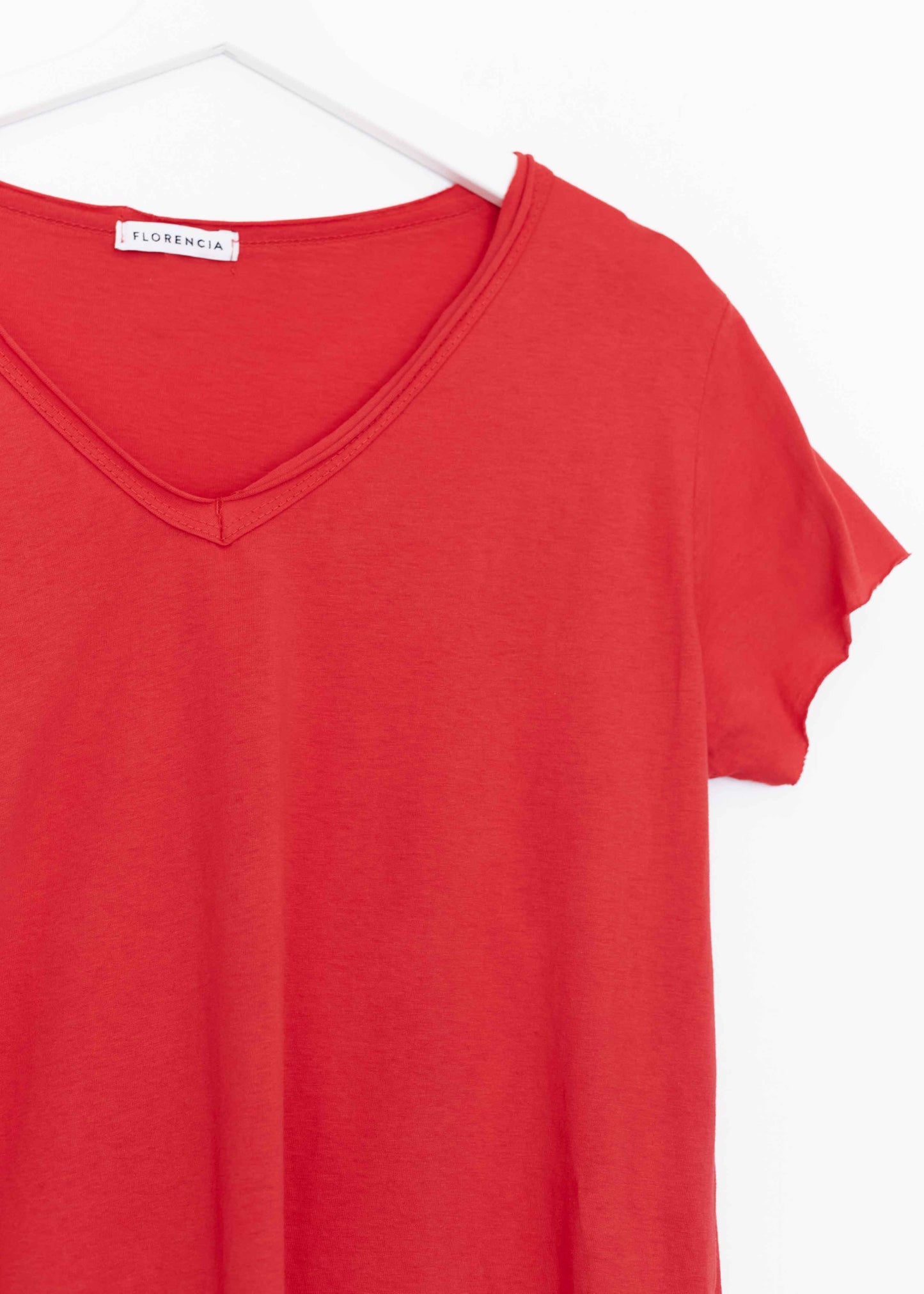 Camiseta algodón cuello pico