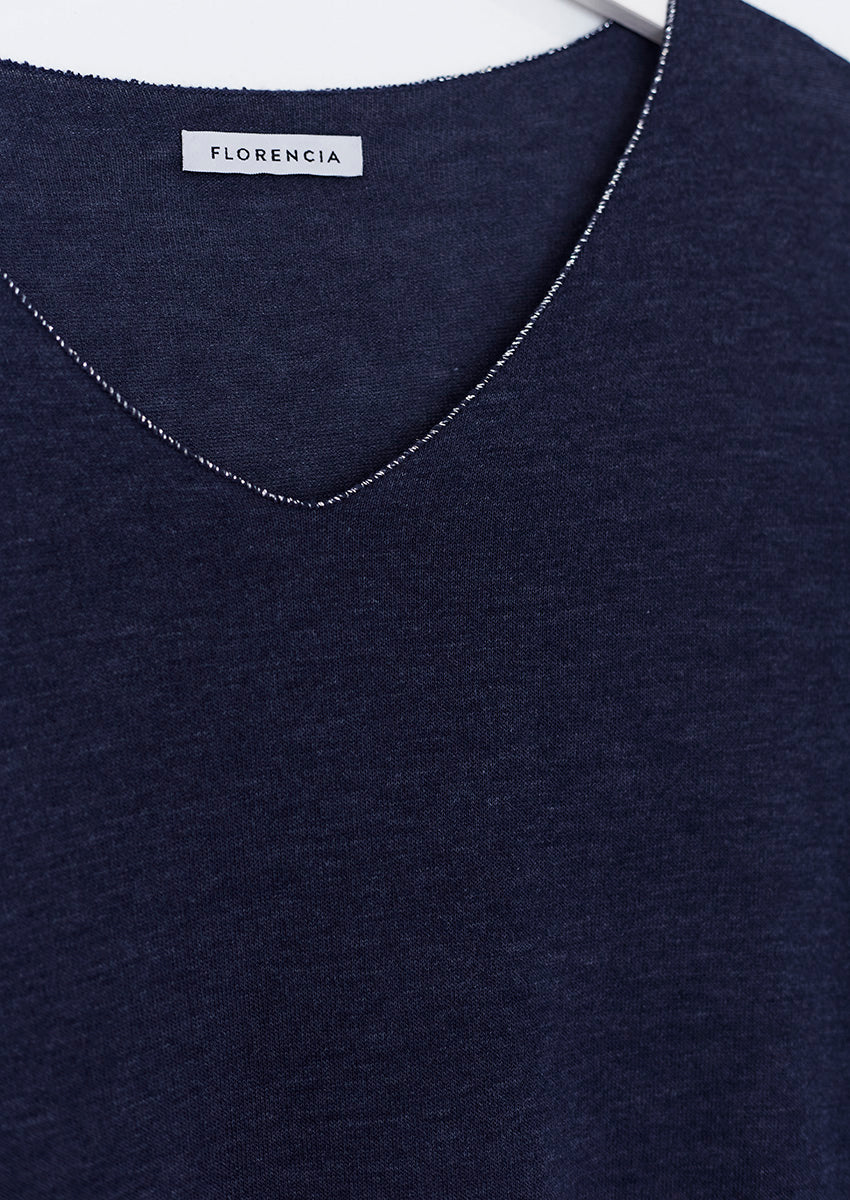 Camiseta cuello pico brillo