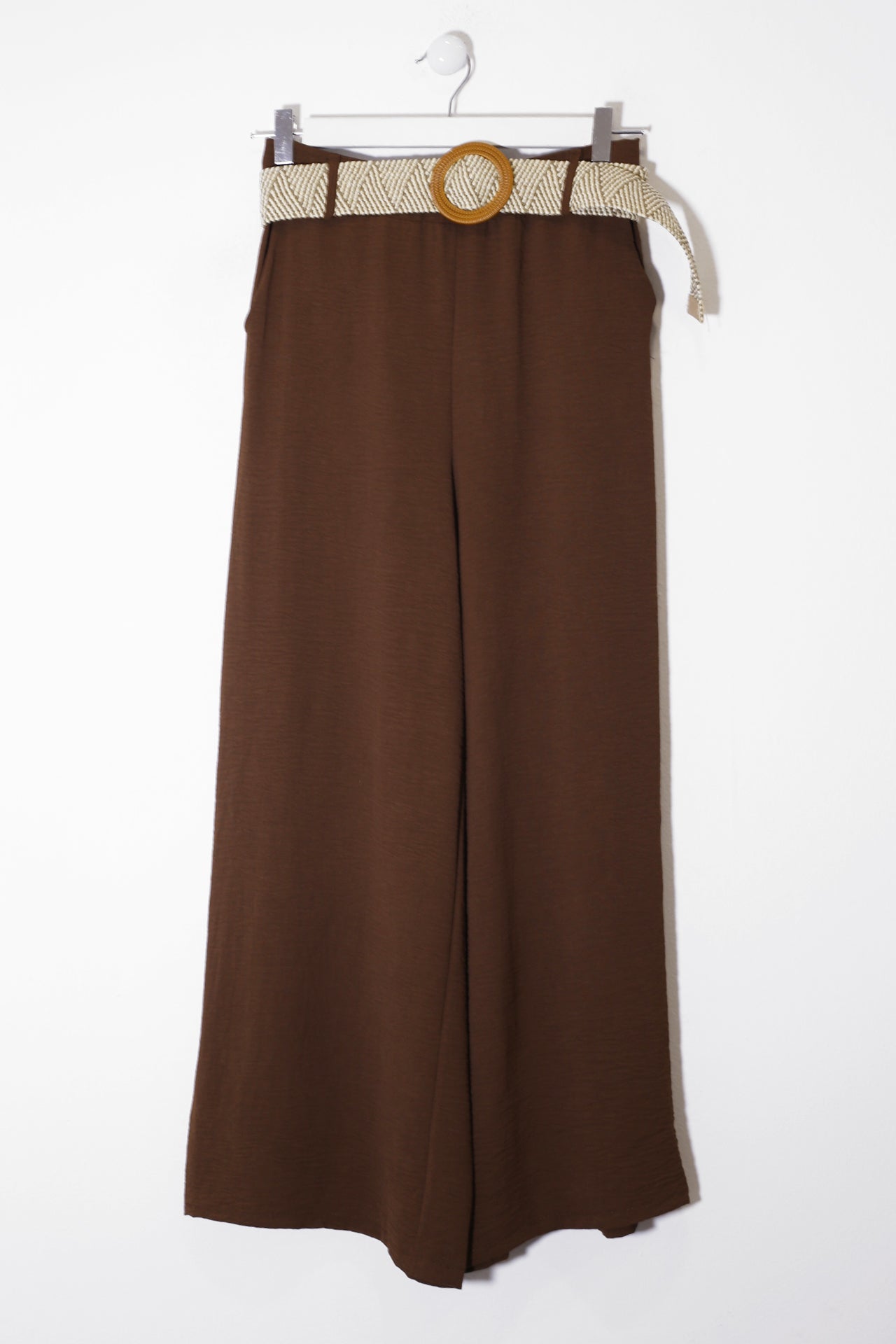 Pantalones fluidos cinturón