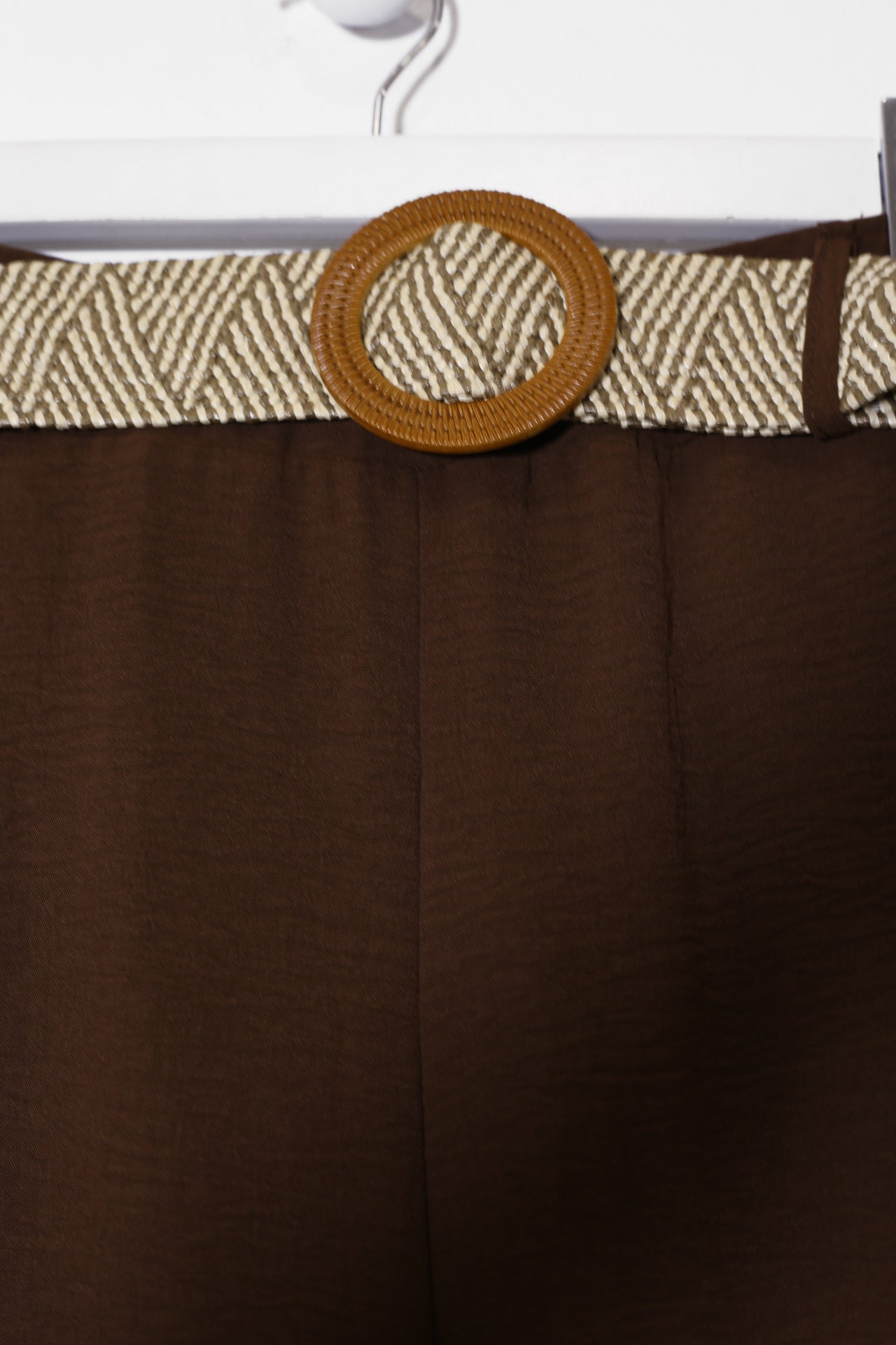 Pantalones fluidos cinturón
