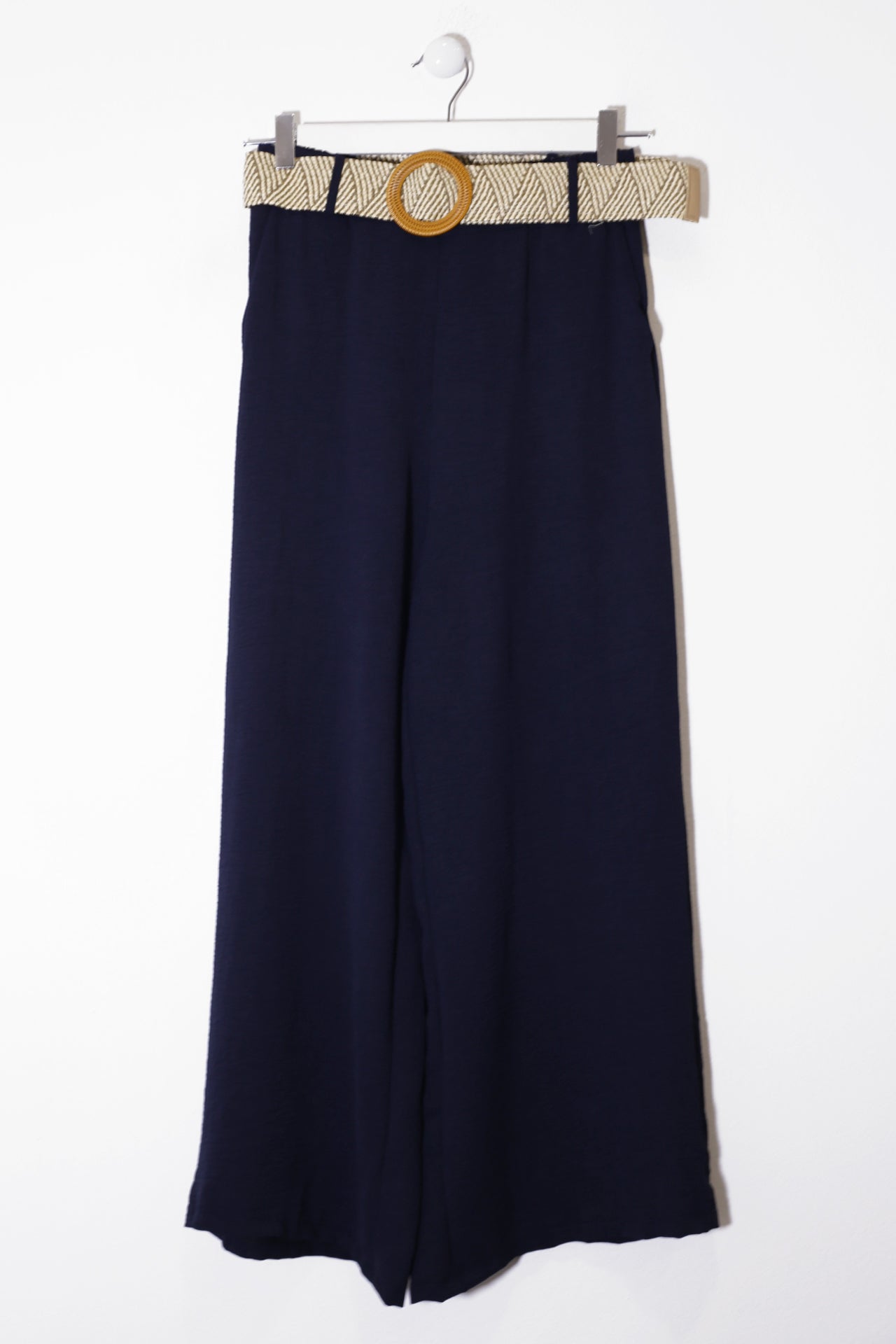 Pantalones fluidos cinturón