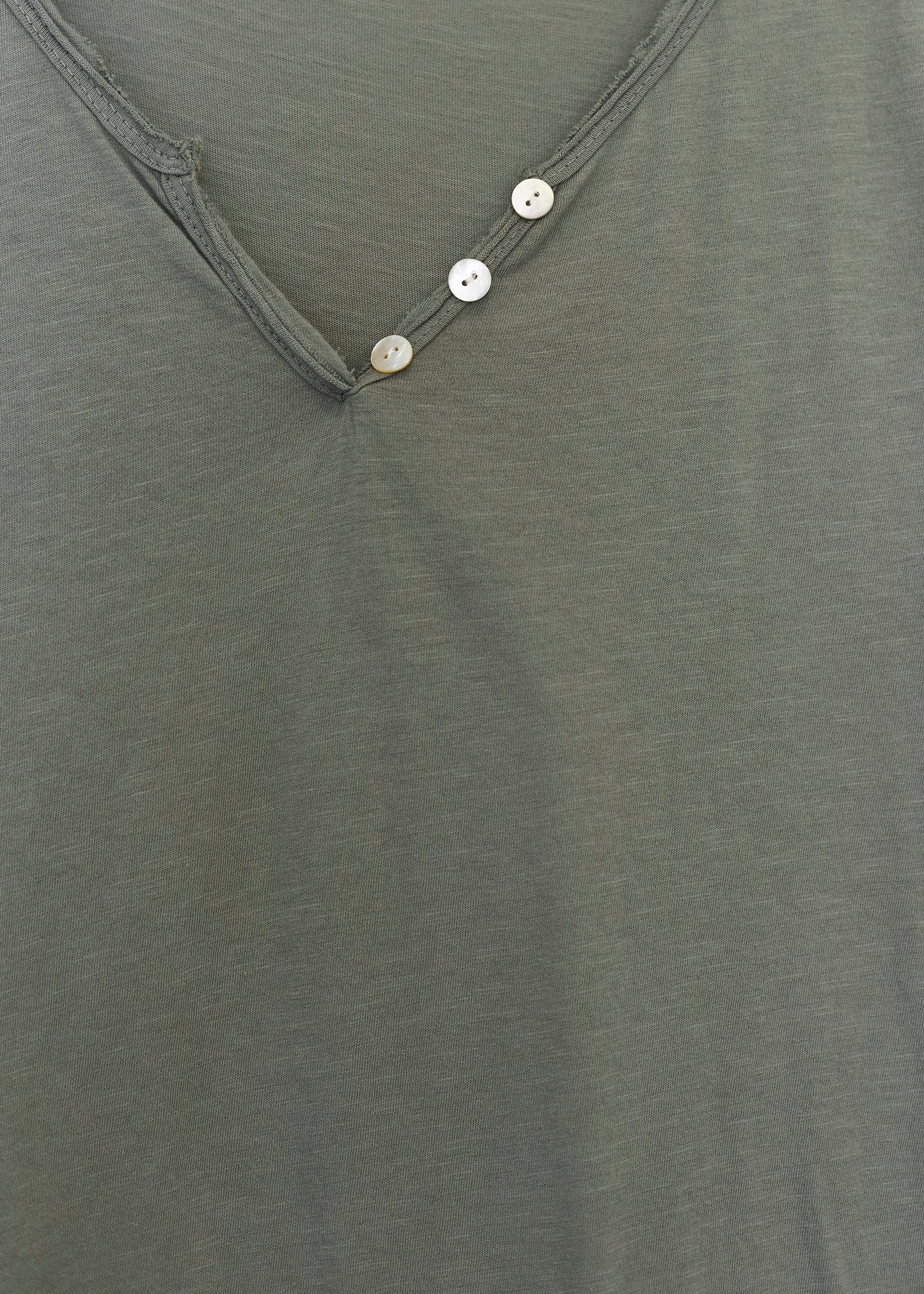 Buttoned cotton T-shirt