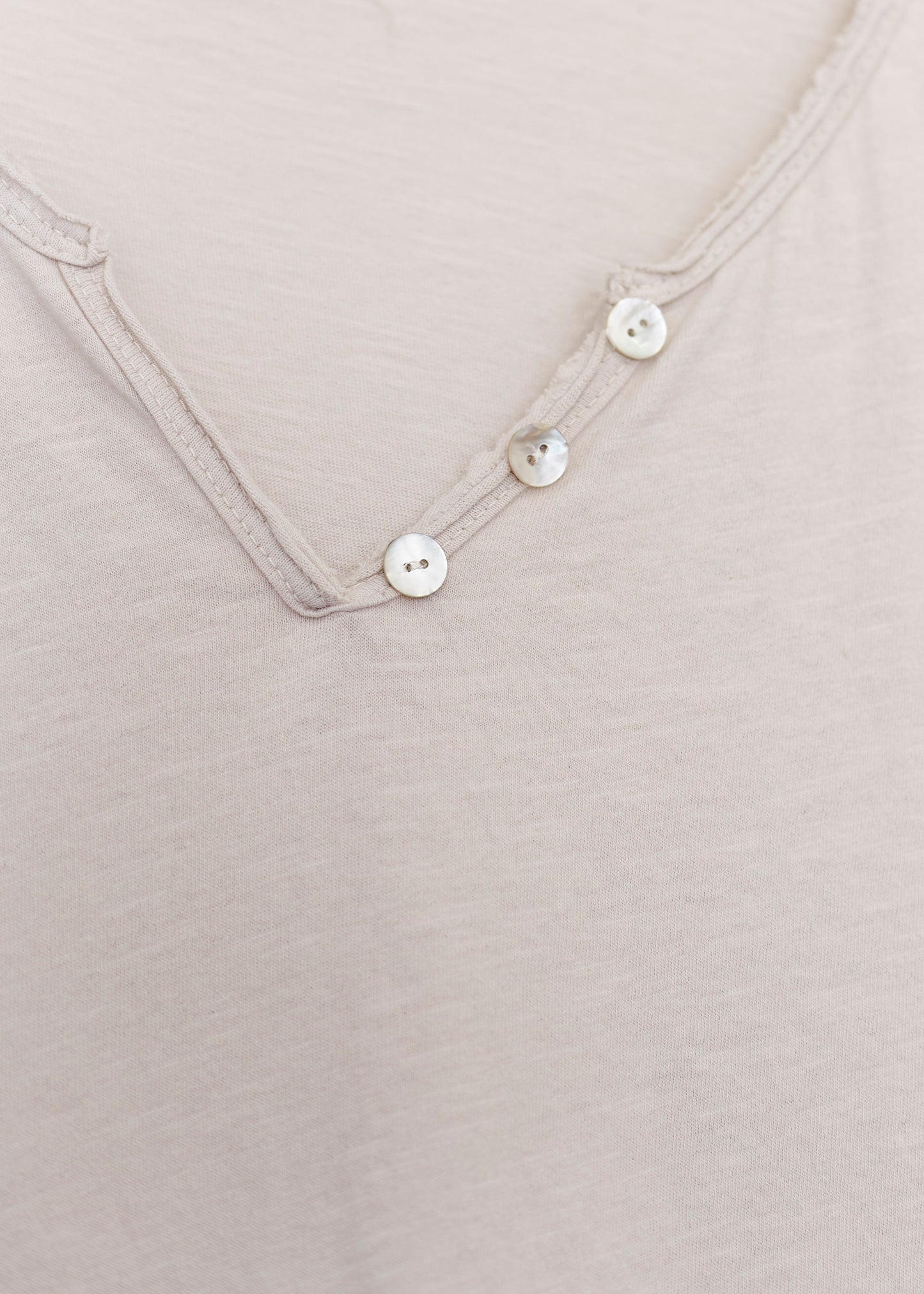 Buttoned cotton T-shirt