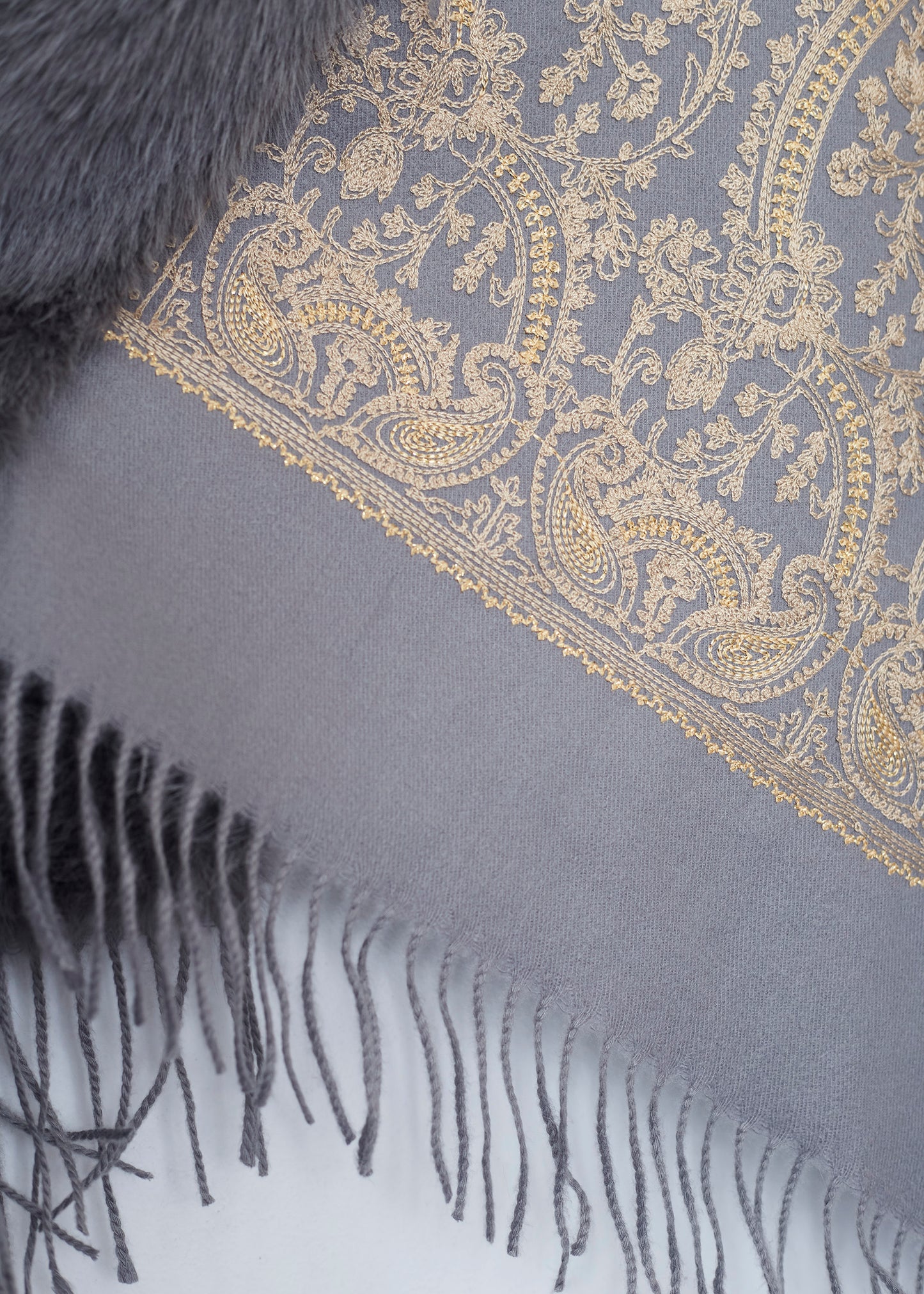 Embroidered shawl with fur effect