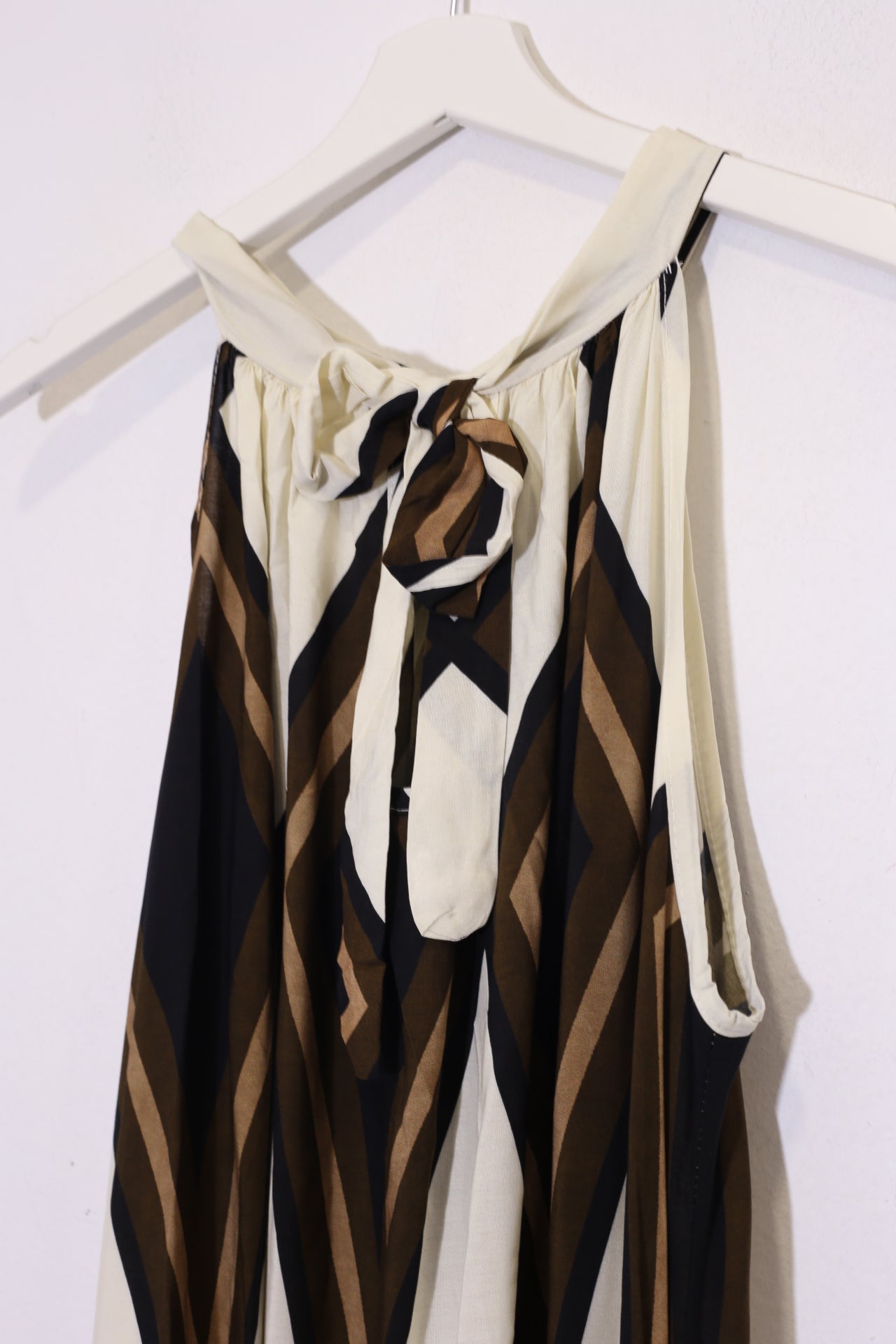 Vestido estampado halter