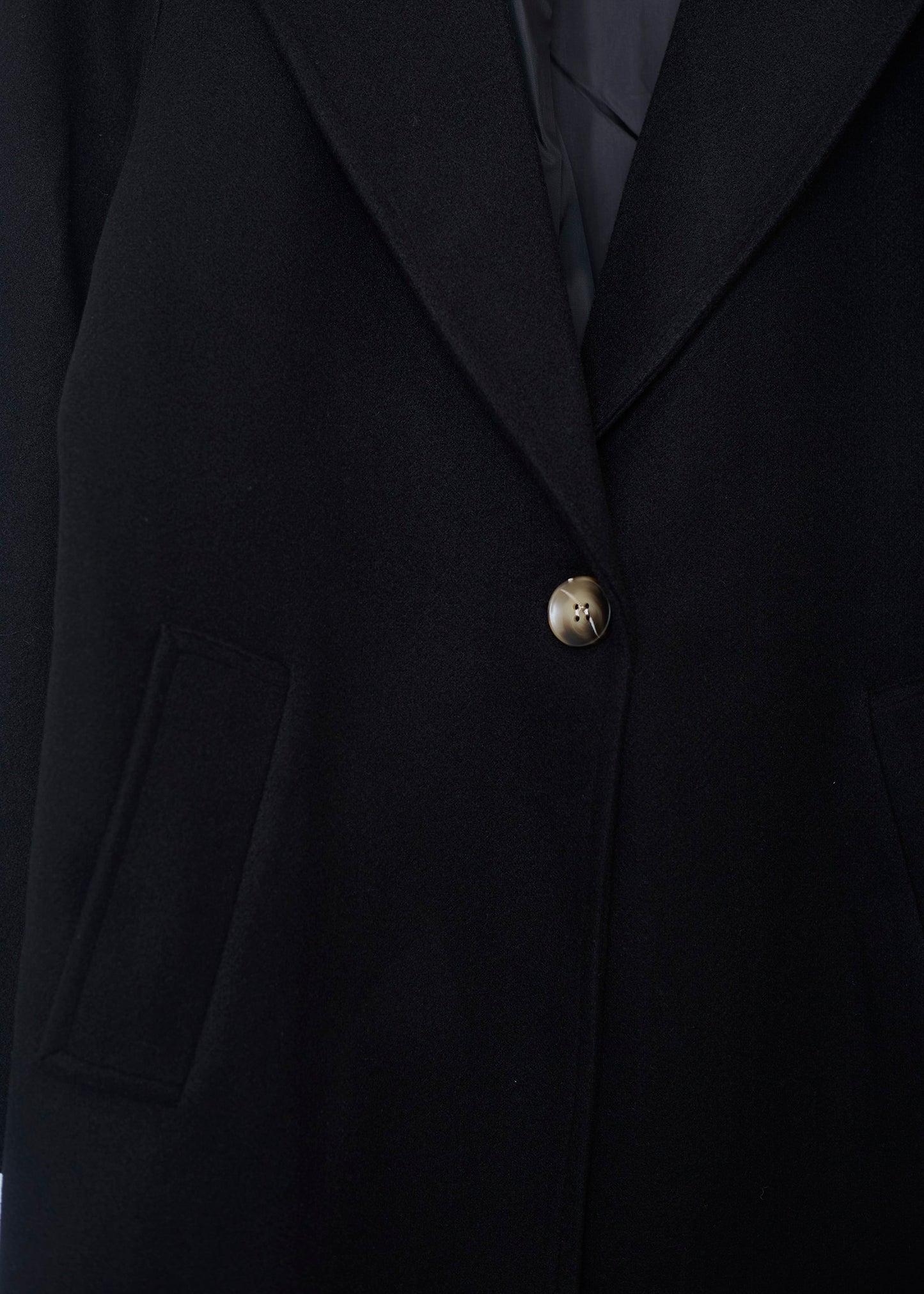 Midi coat with lapels
