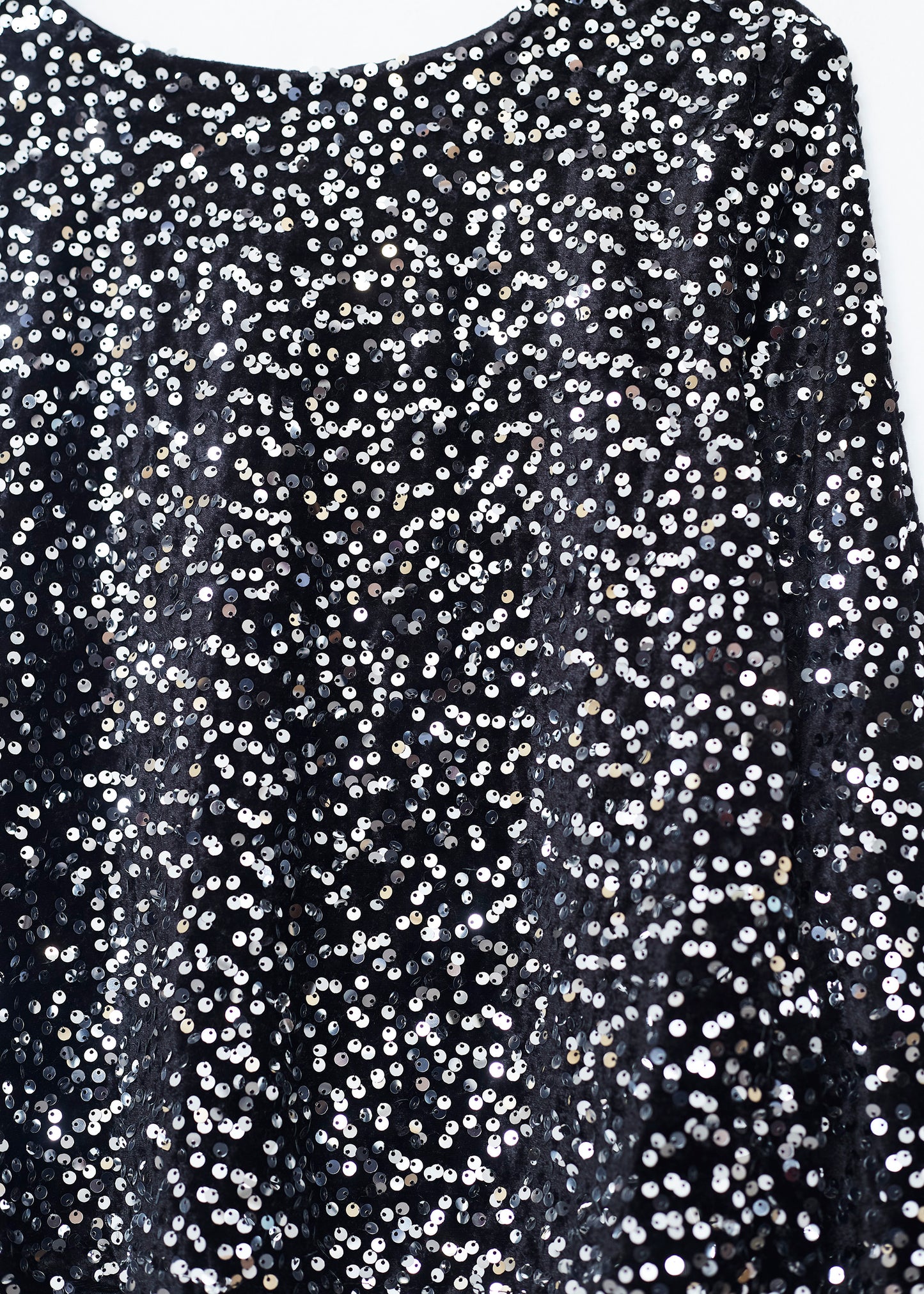 Velvet sequin bow t-shirt