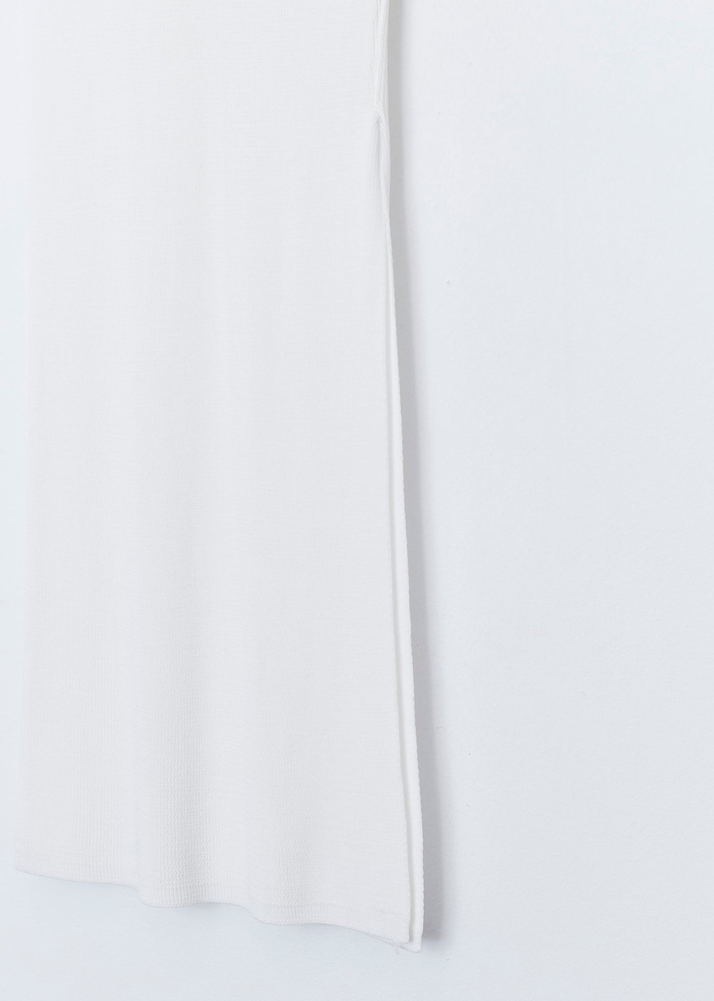 Tricot skirt with opening