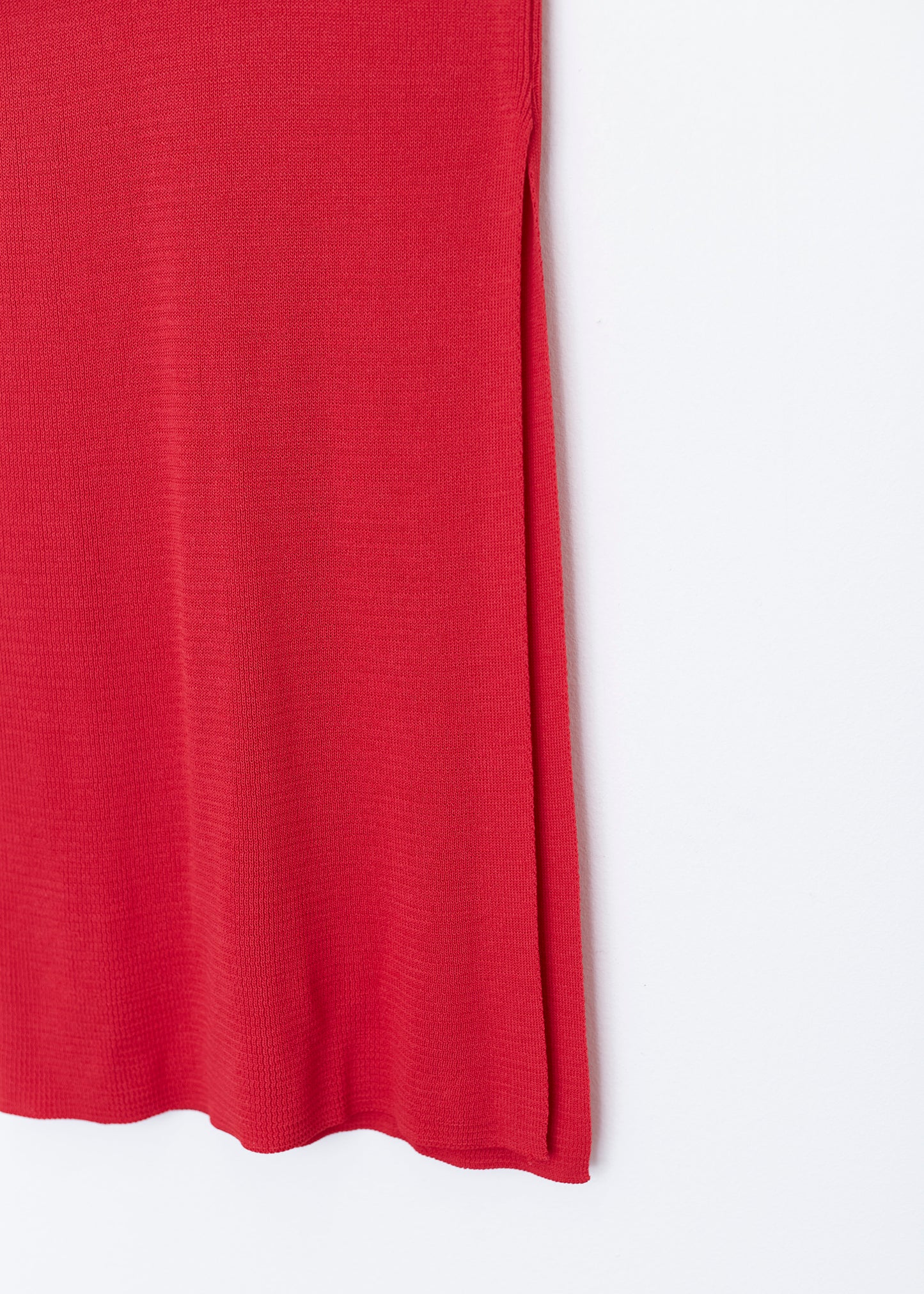 Tricot skirt with opening