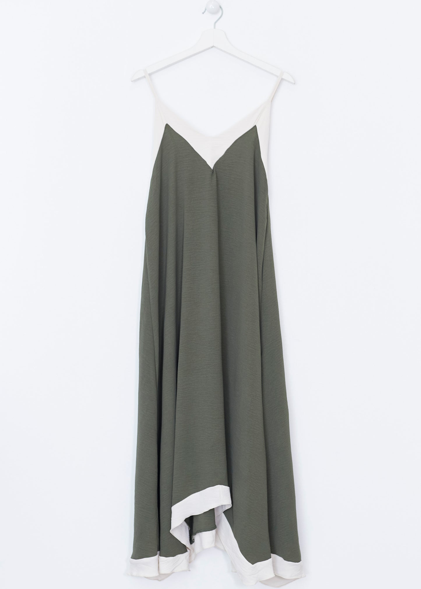 Vestido largo contraste