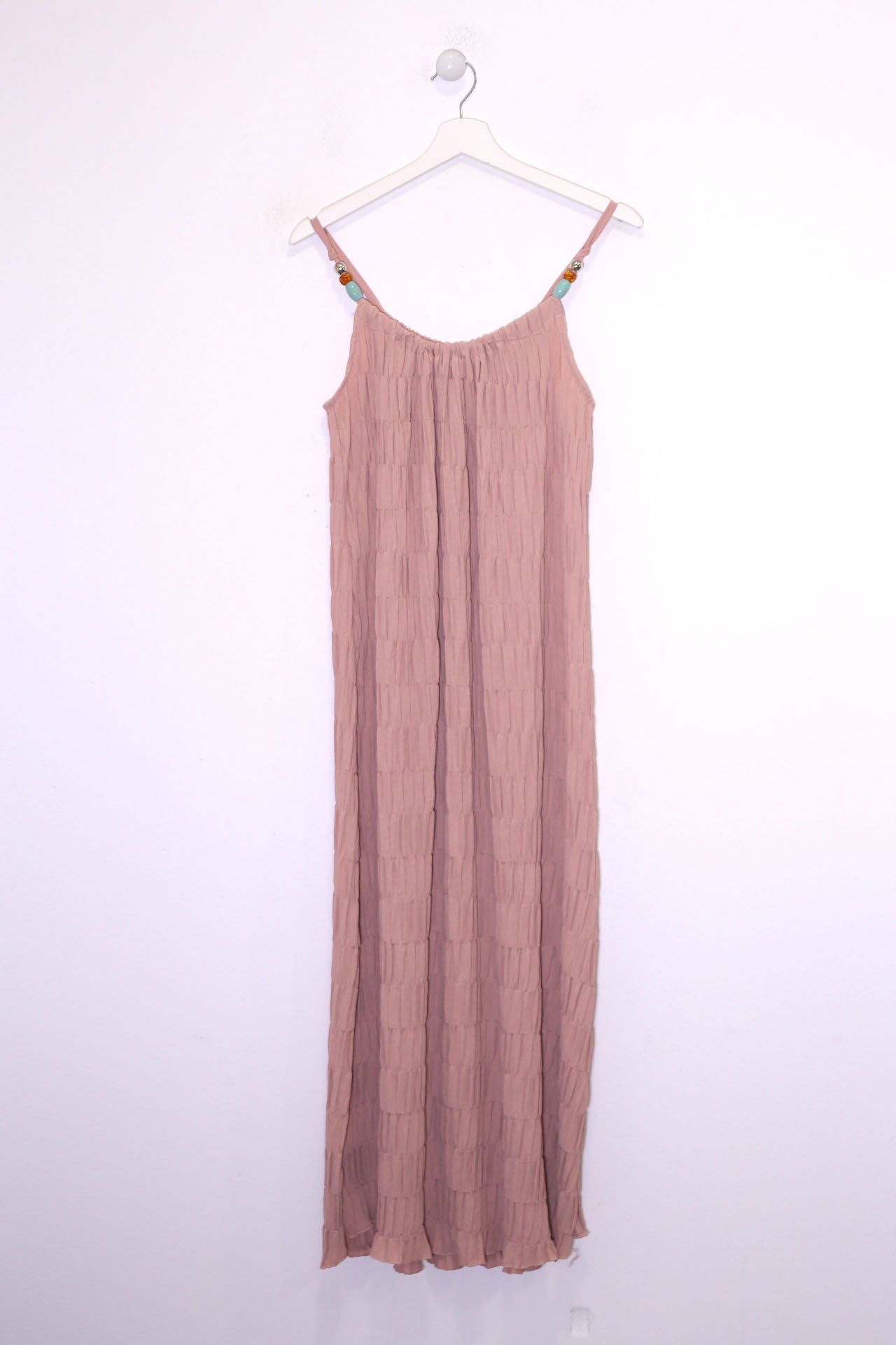 Vestido plisado abalorios