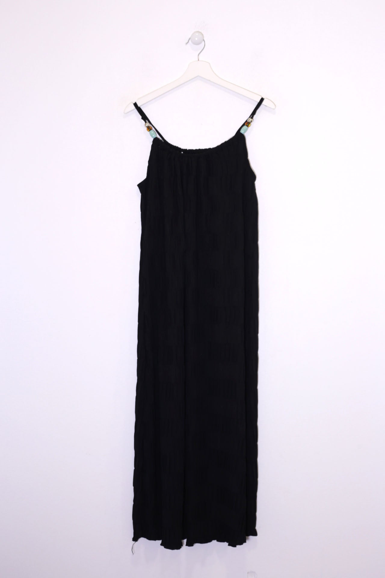 Vestido plisado abalorios