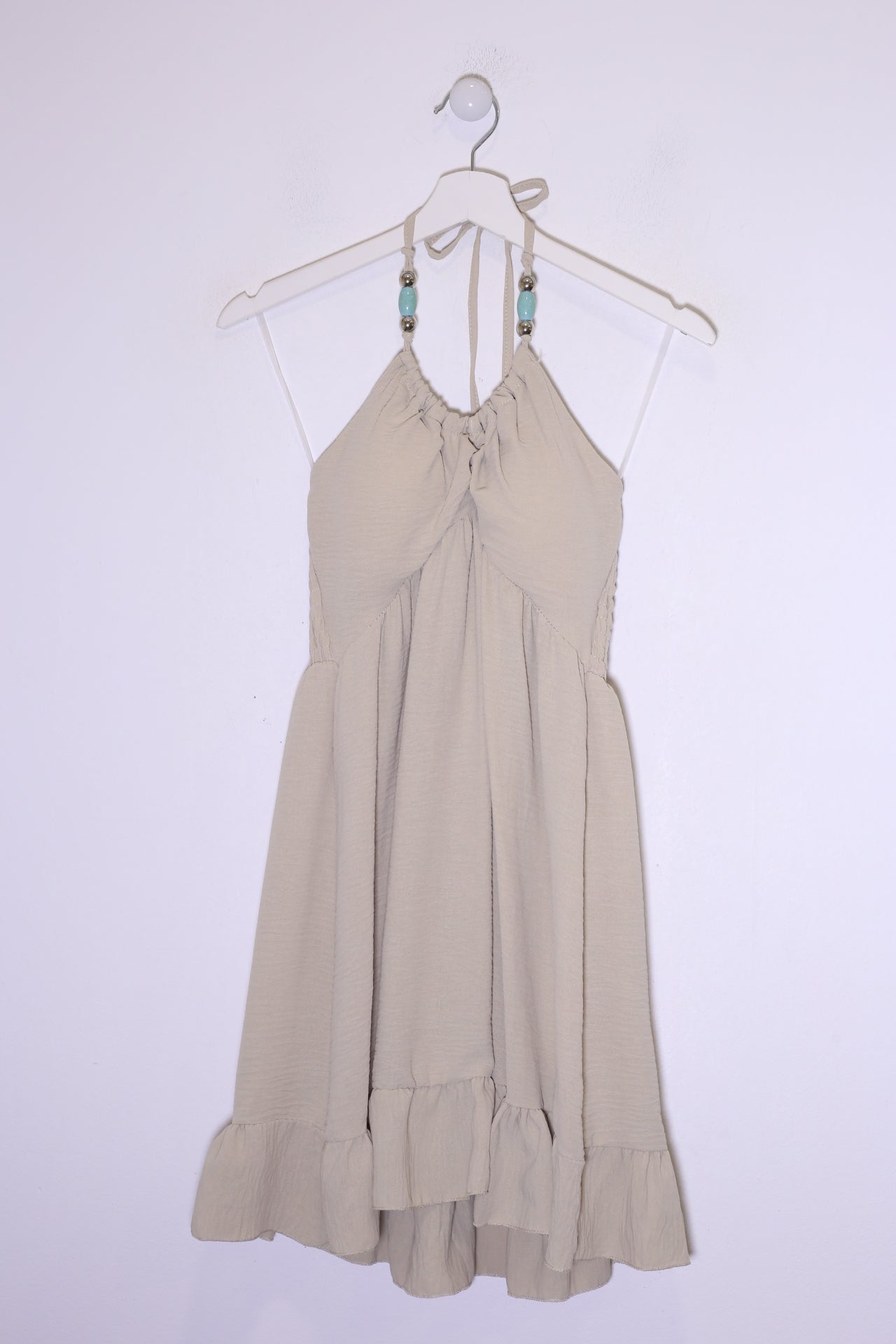 Vestido abalorios fluido corto