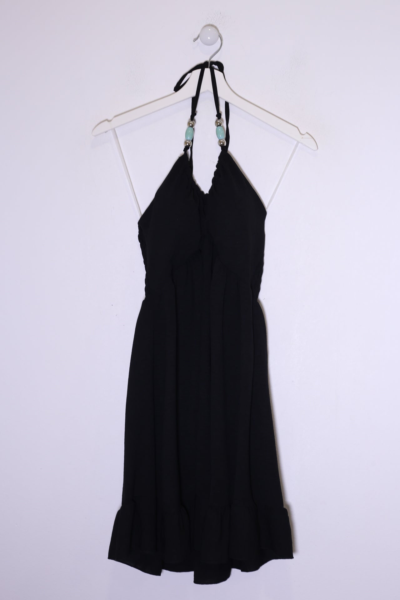Vestido abalorios fluido corto
