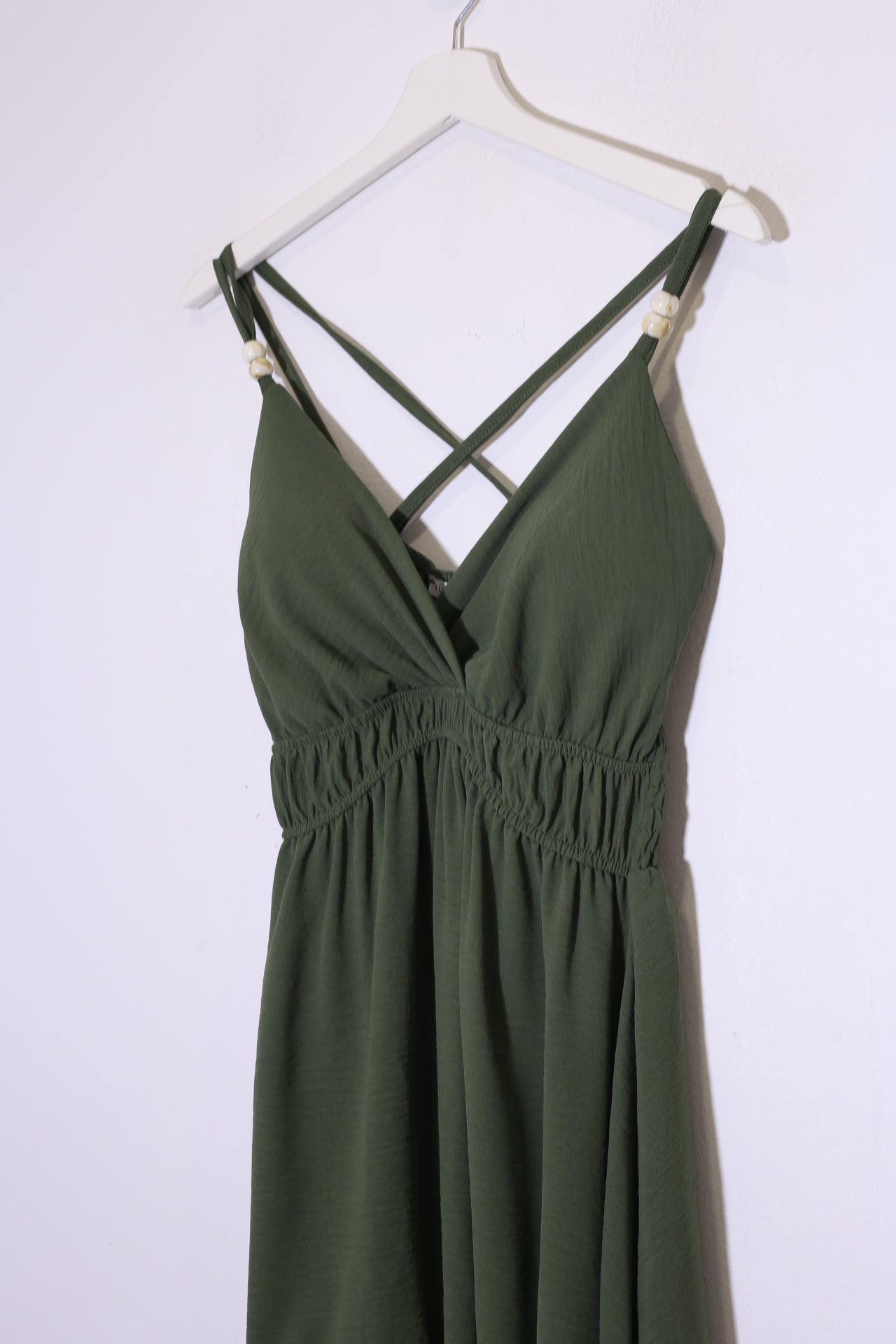 Vestido abalorios fluido corto