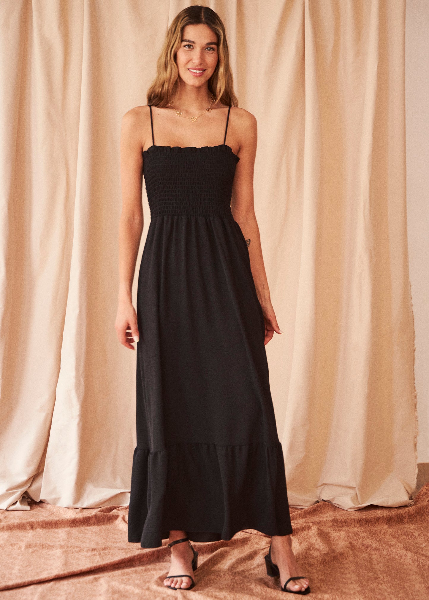 Vestido fruncido fluido