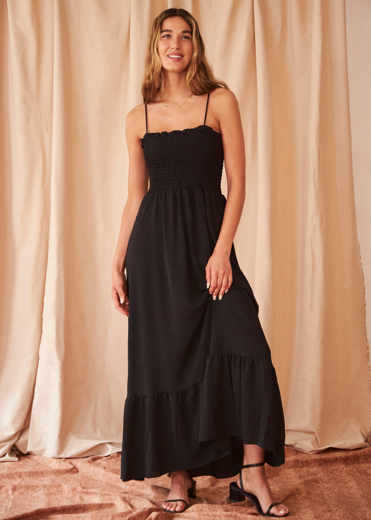 Vestido fruncido fluido