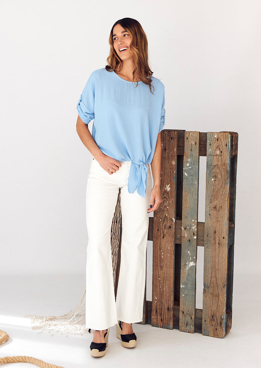 Flowy knotted blouse