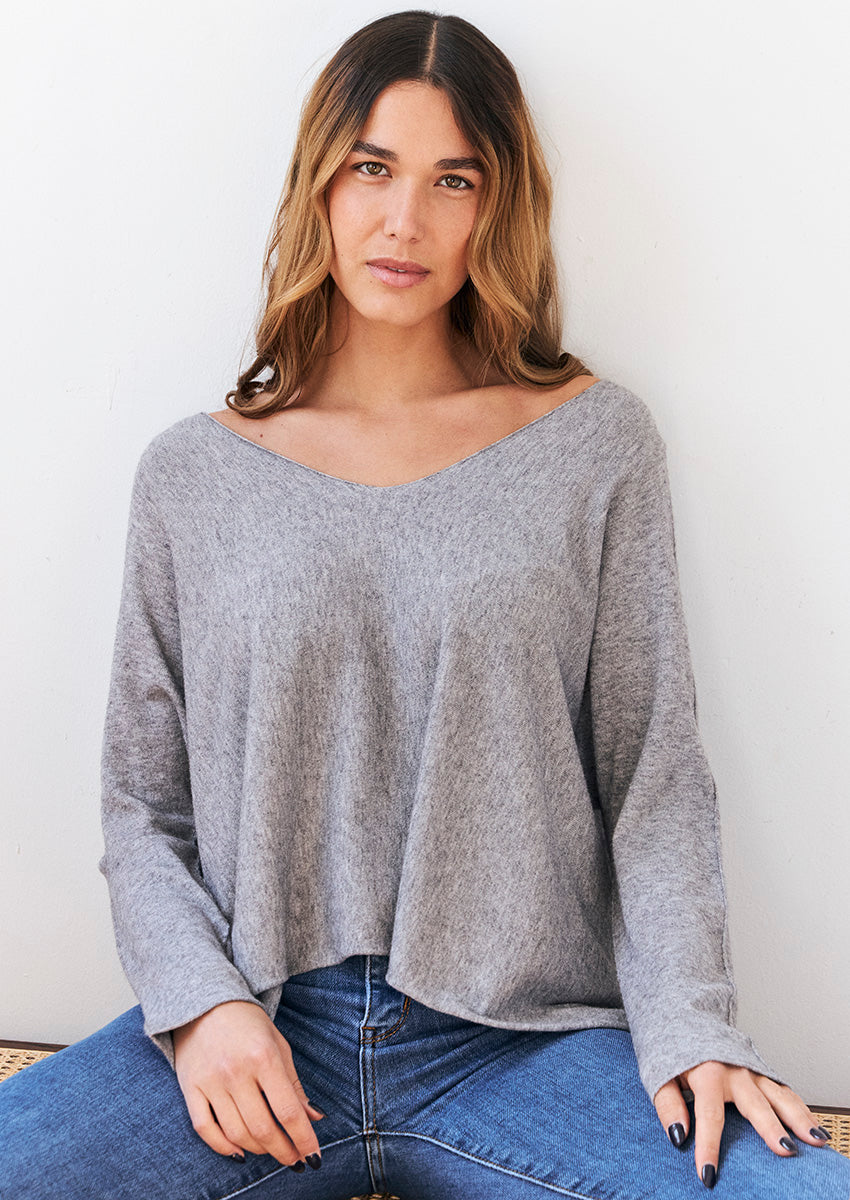 Jersey amplio cuello punta