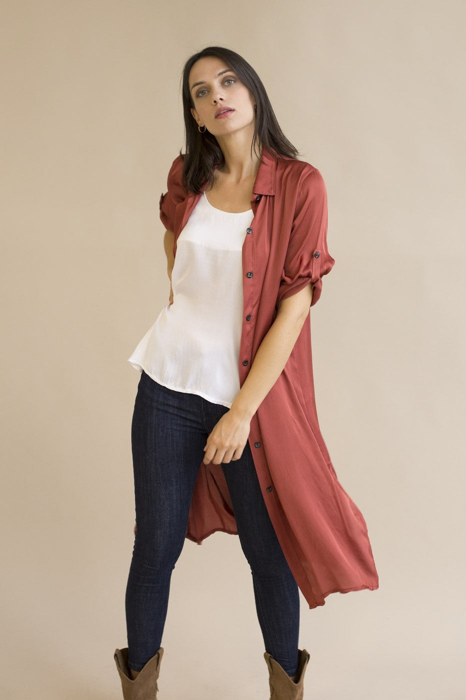 Vestido camisero satinado