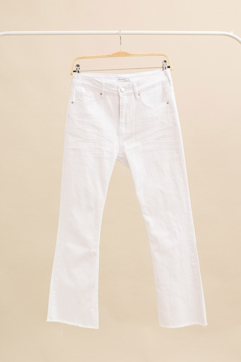 Jeans straight bajos sin costura