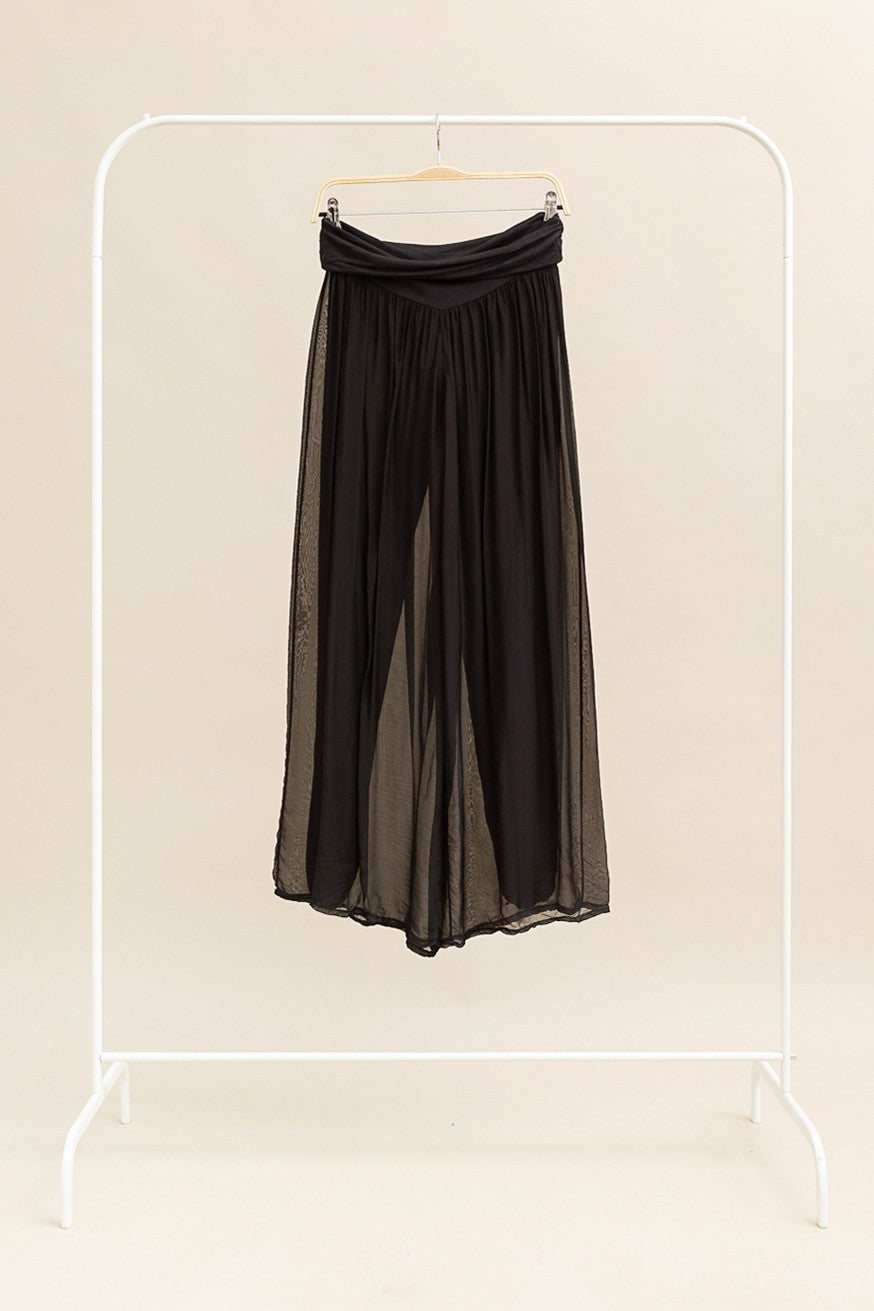 Pantalón de seda amplio