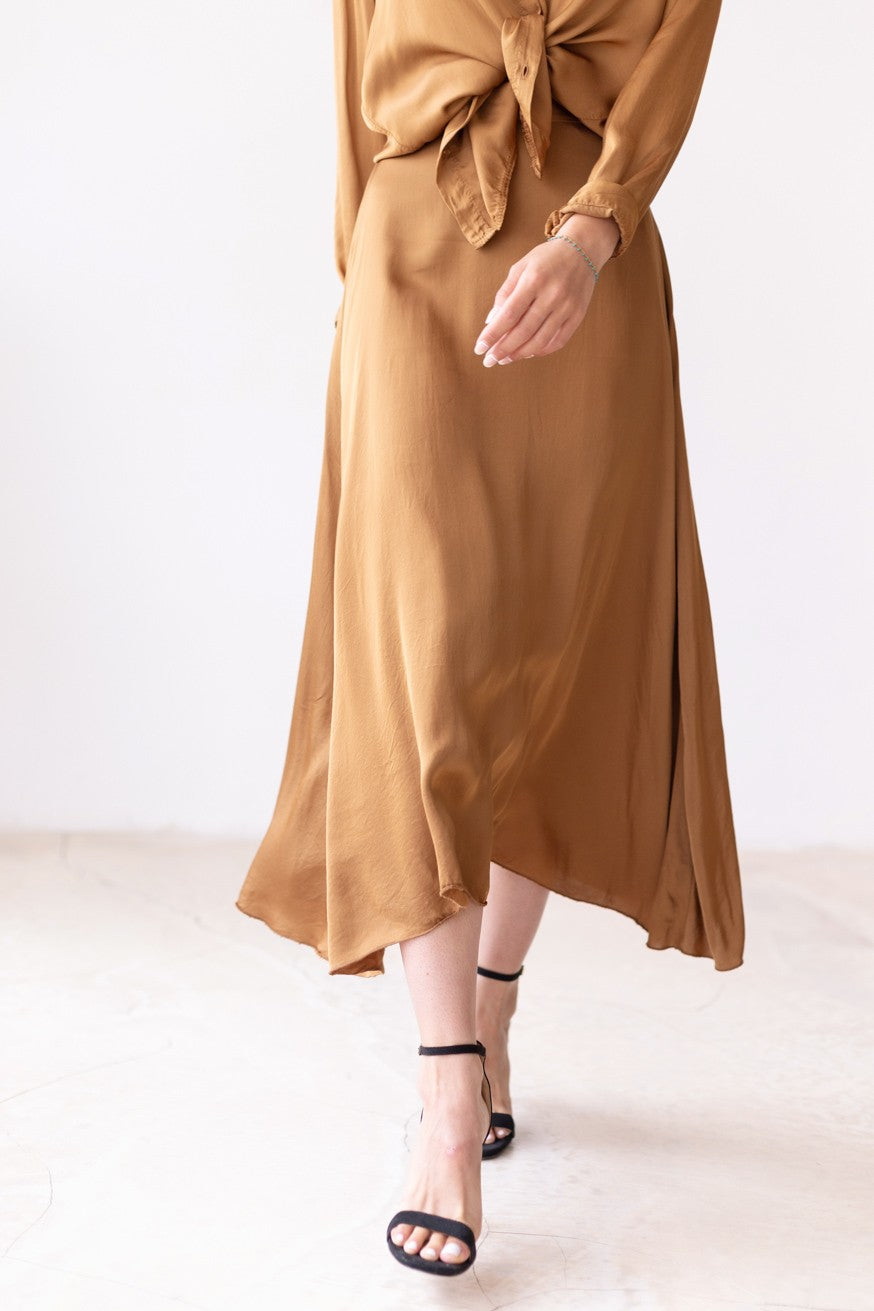 Maxi falda satinada