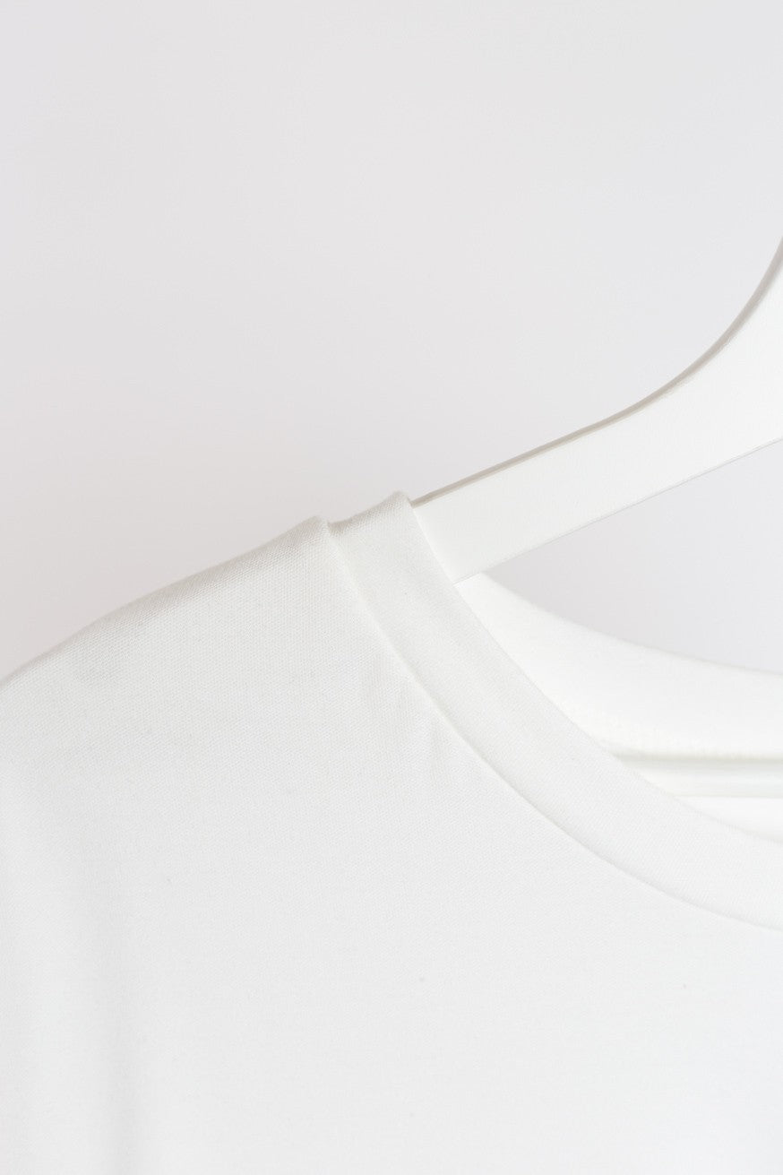 Camiseta nudo