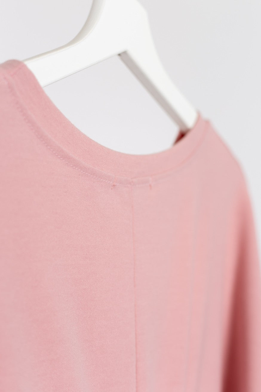 Camiseta nudo