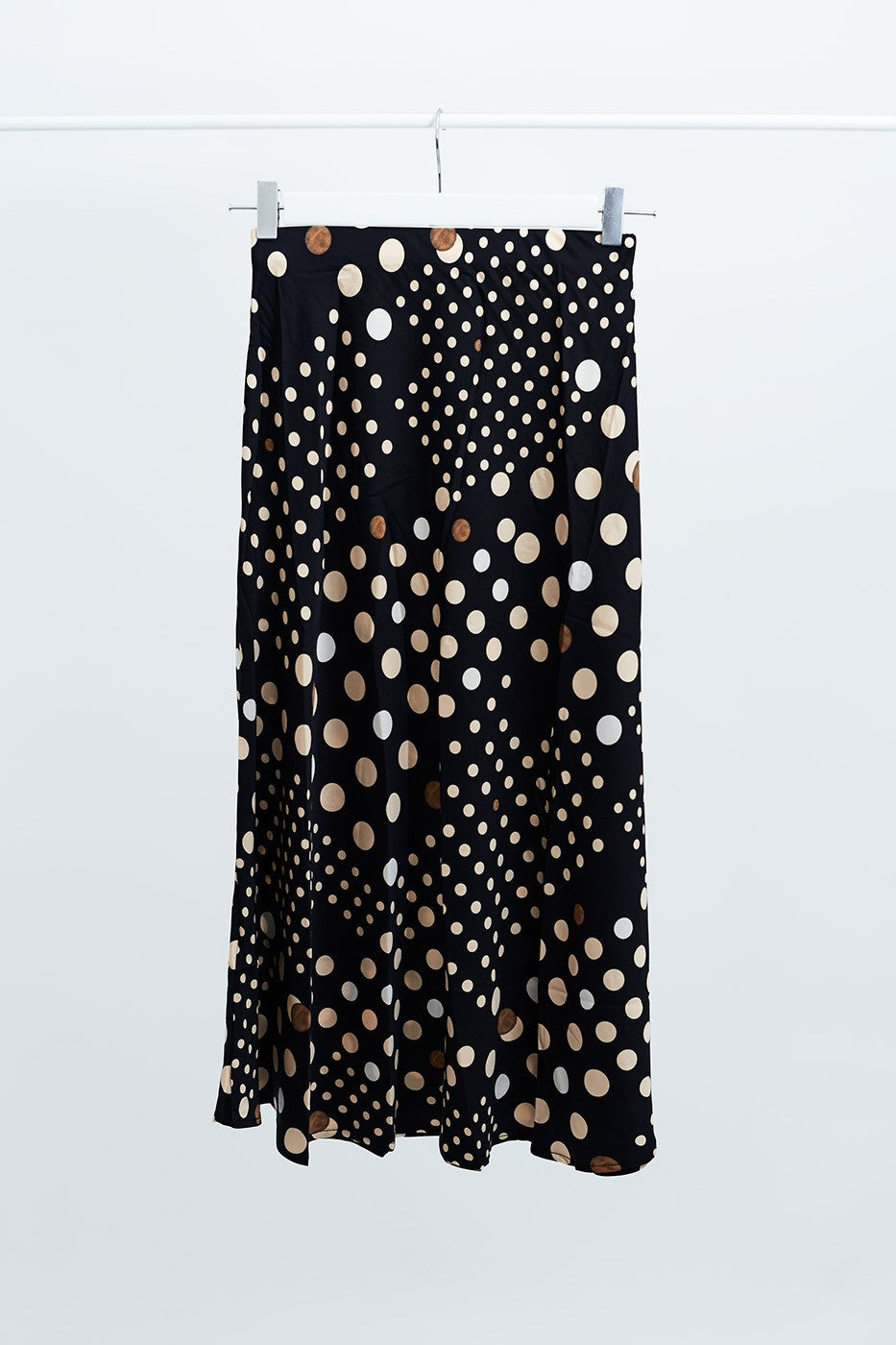 Falda midi topos