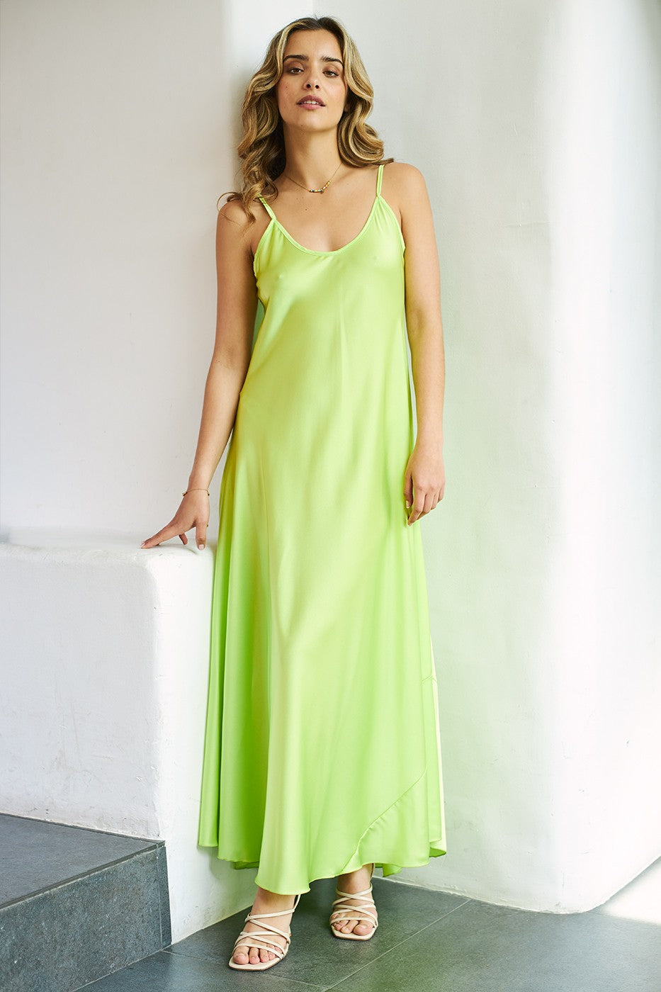 Maxi vestido satinado