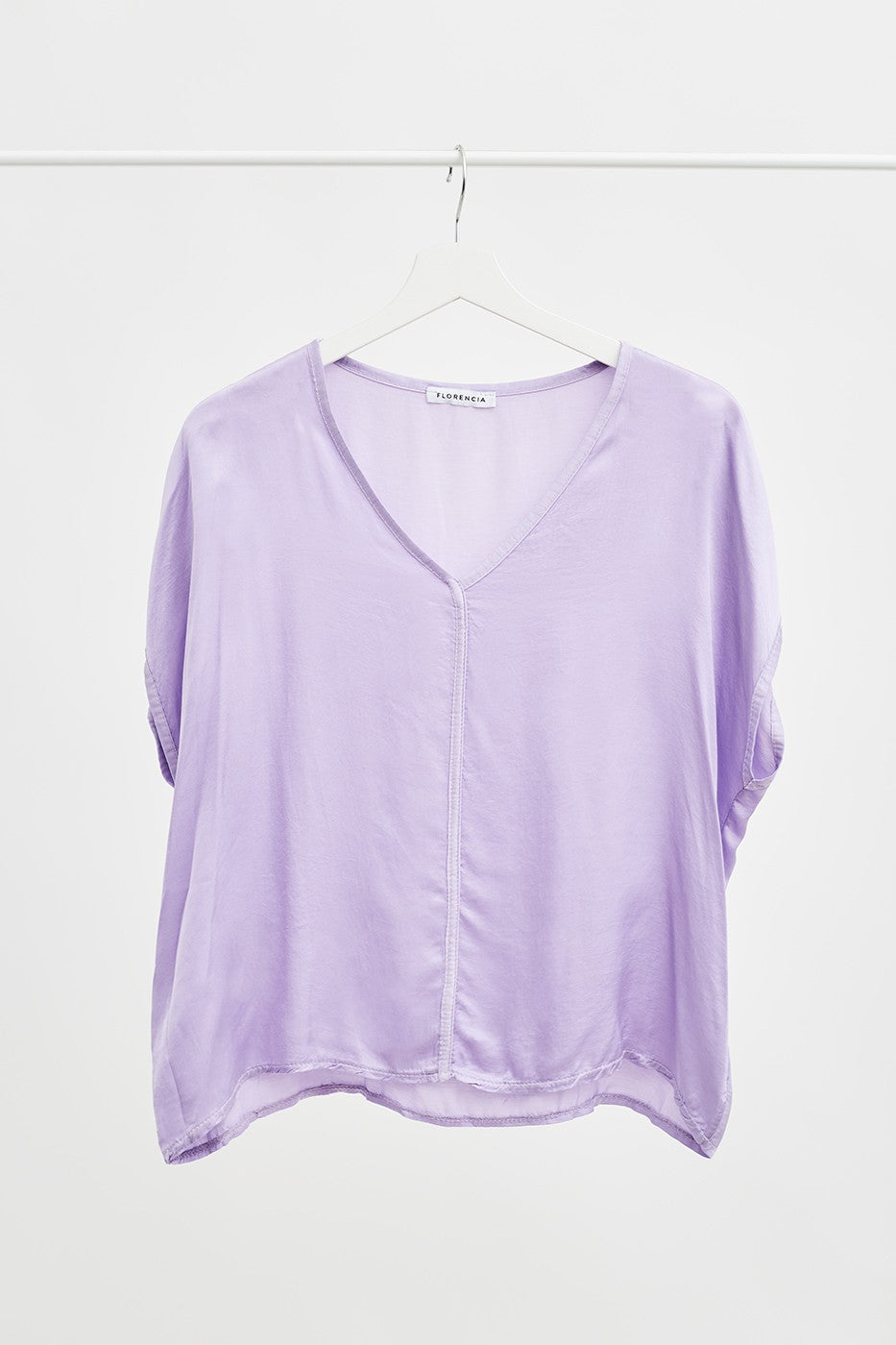 Top satinado detalle costura