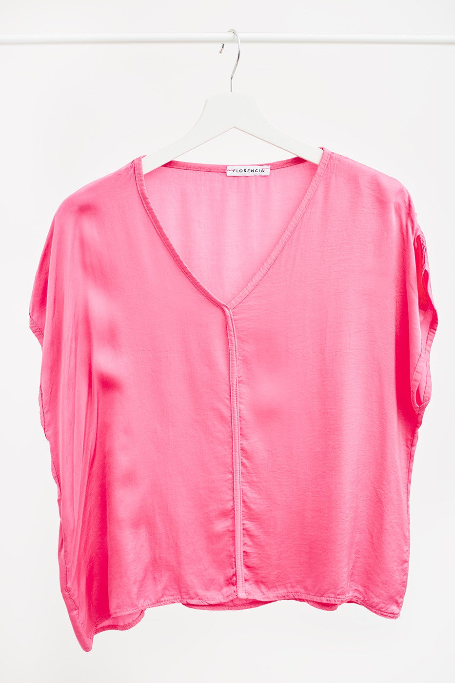 Top satinado detalle costura