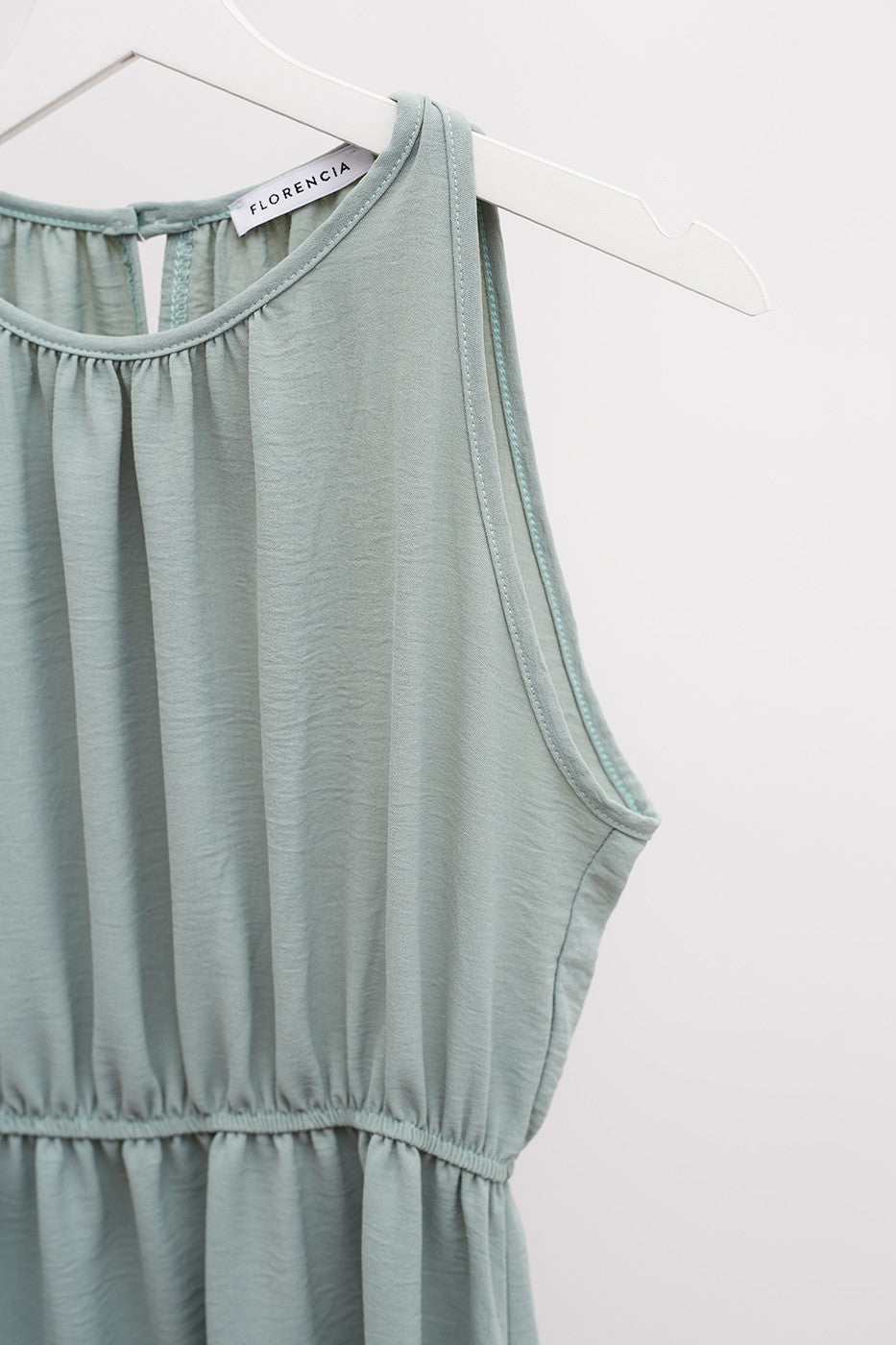 Vestido mini liso